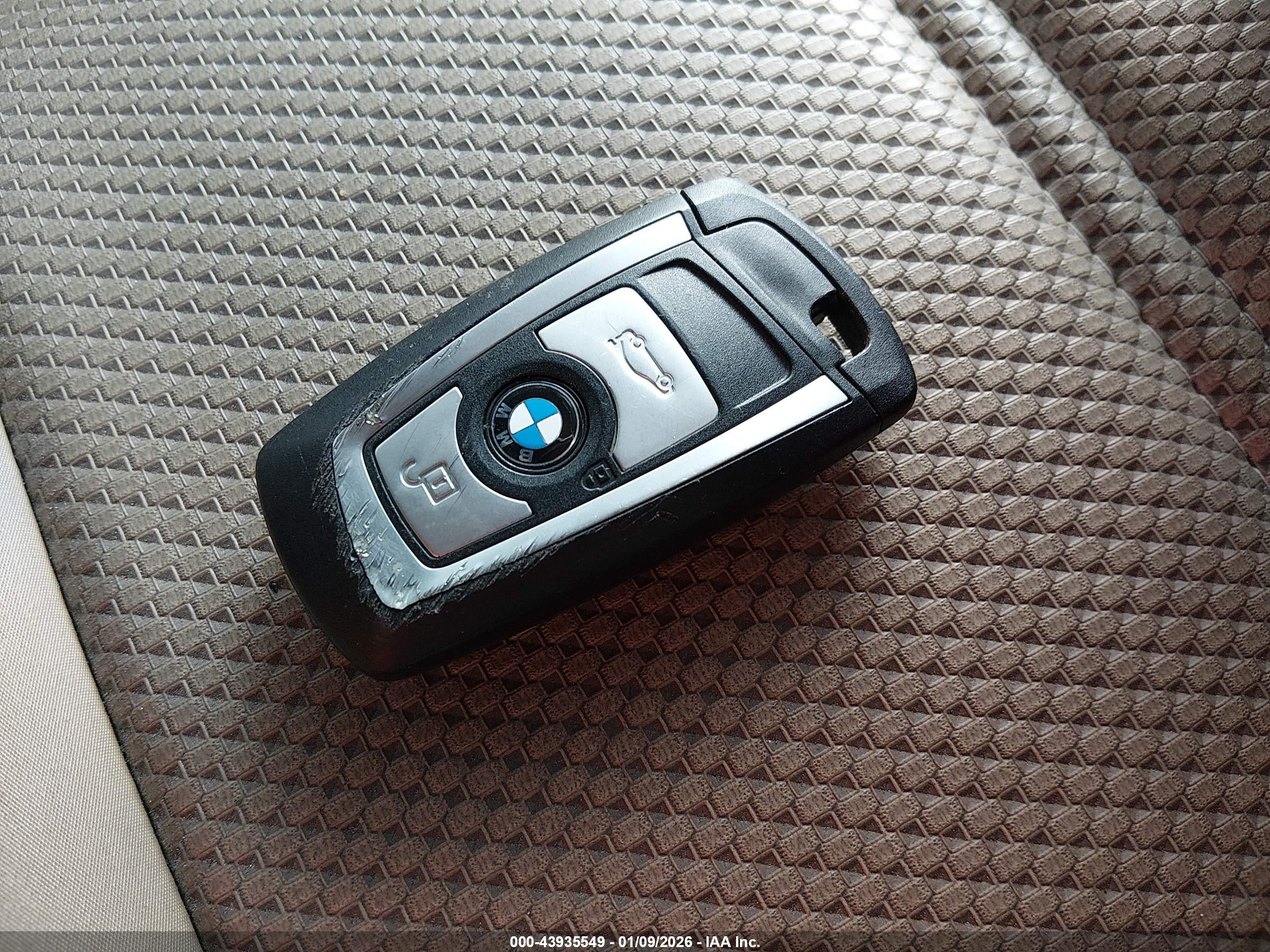 BMW 328I image 11