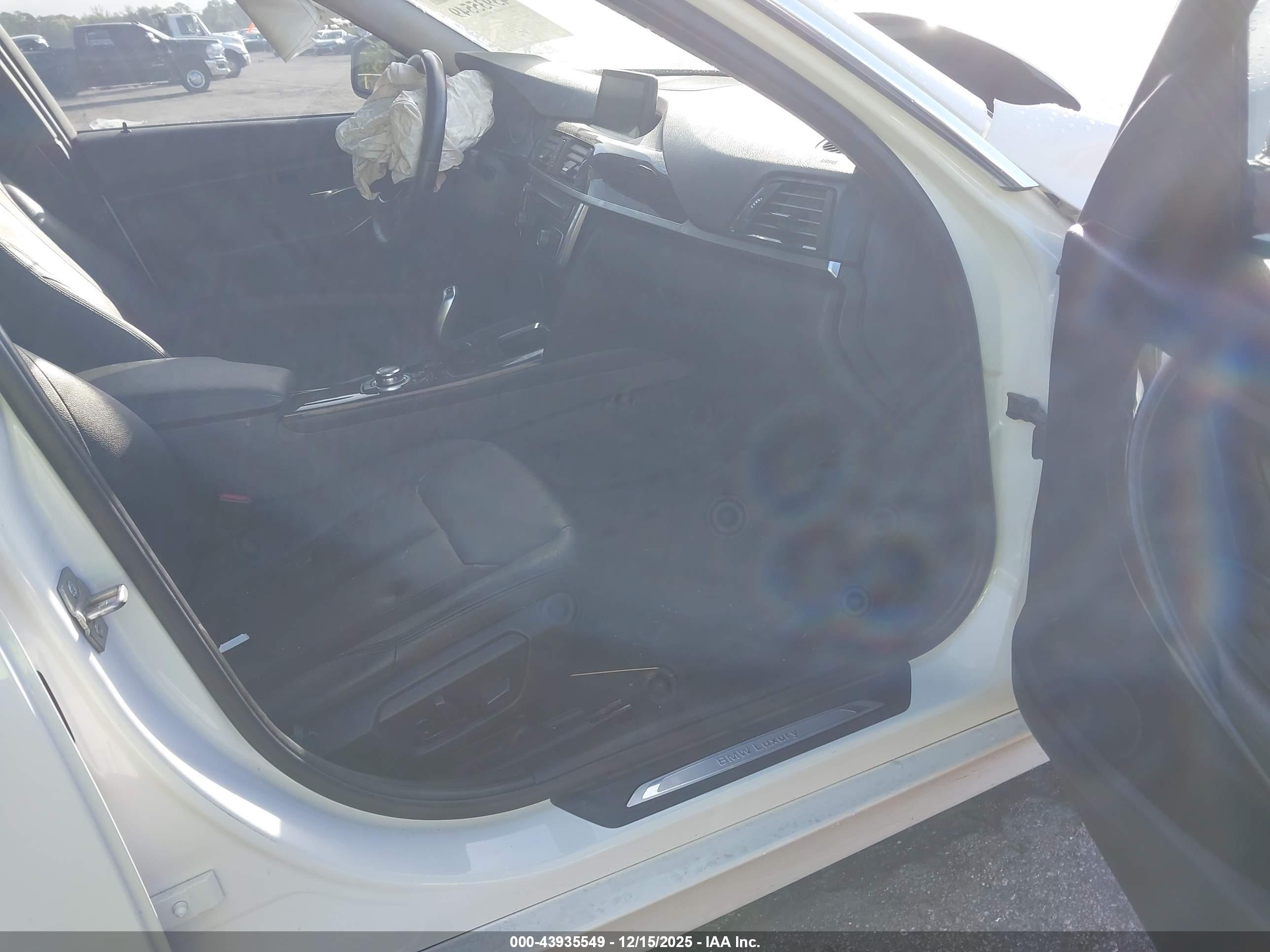 BMW 328I image 5