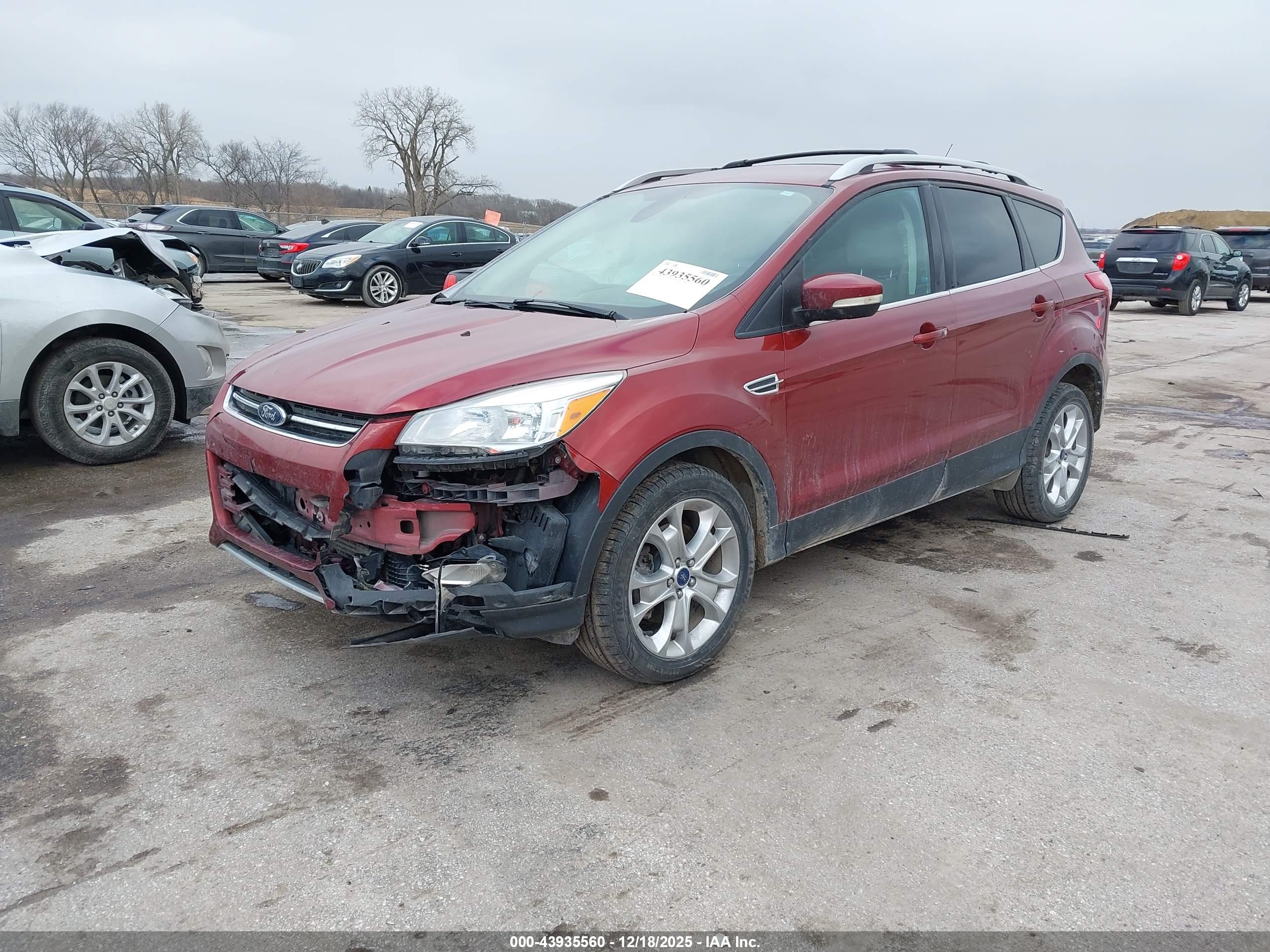 FORD ESCAPE image 2