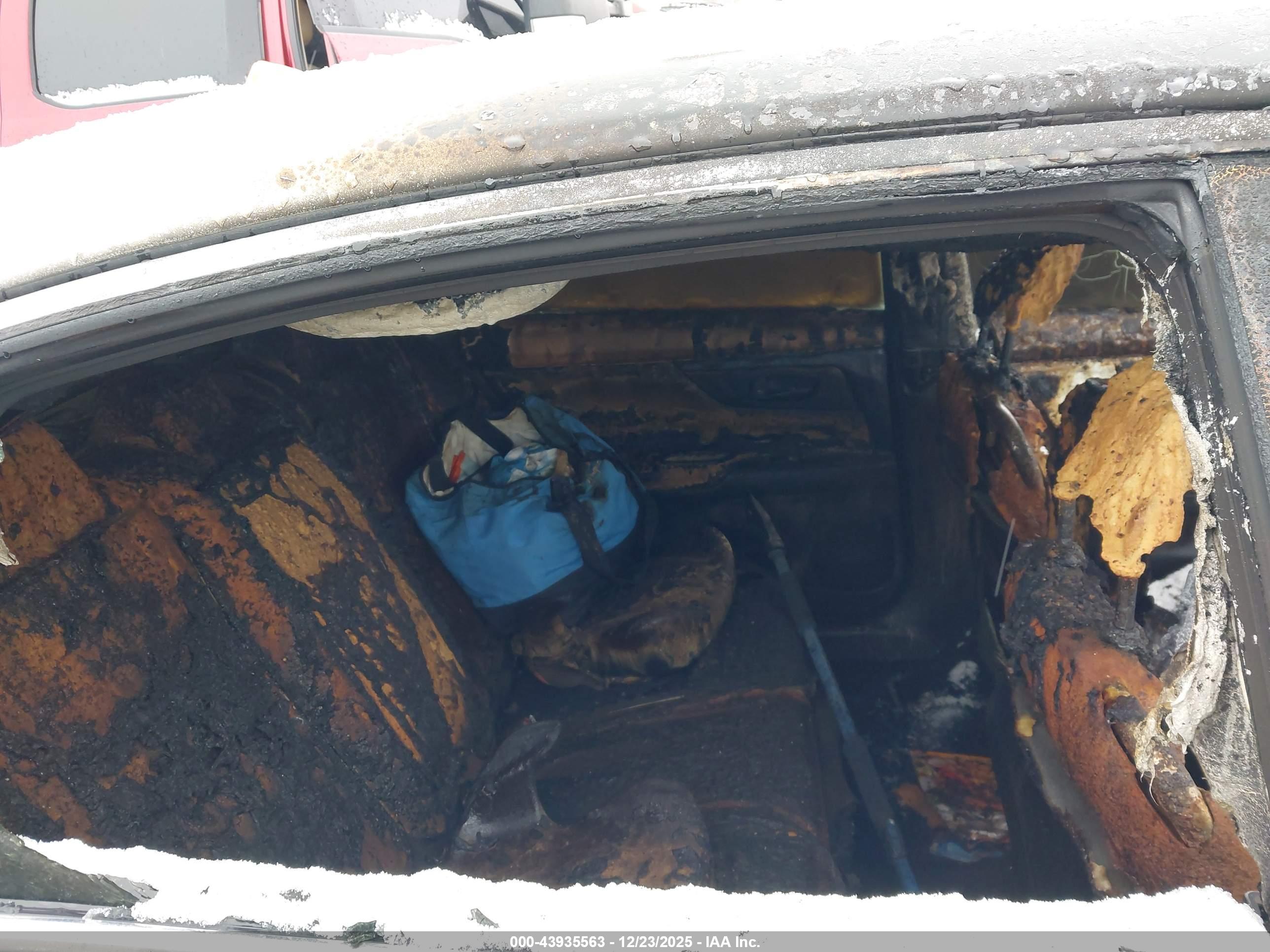 NISSAN ALTIMA image 8