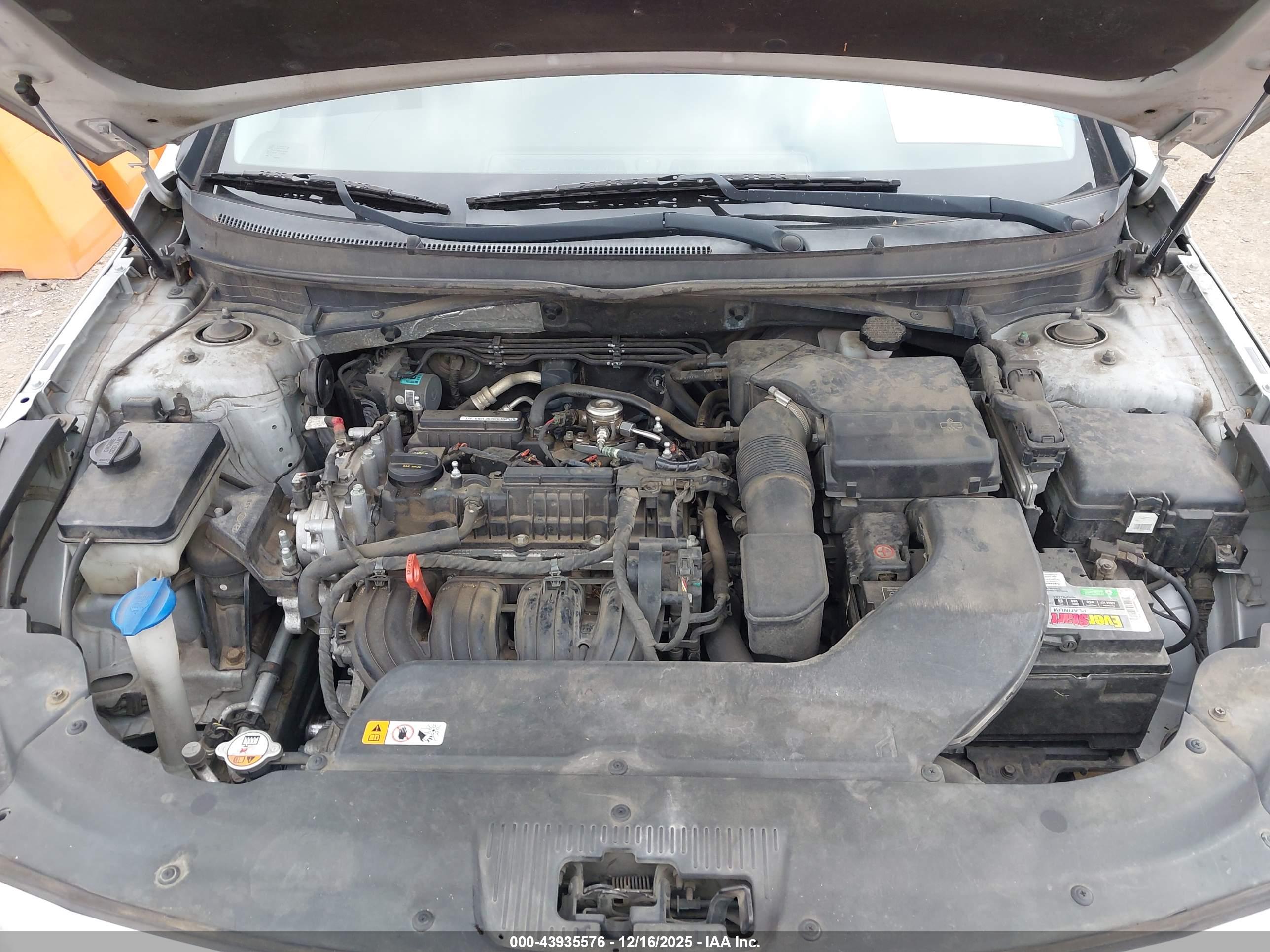 HYUNDAI SONATA image 10