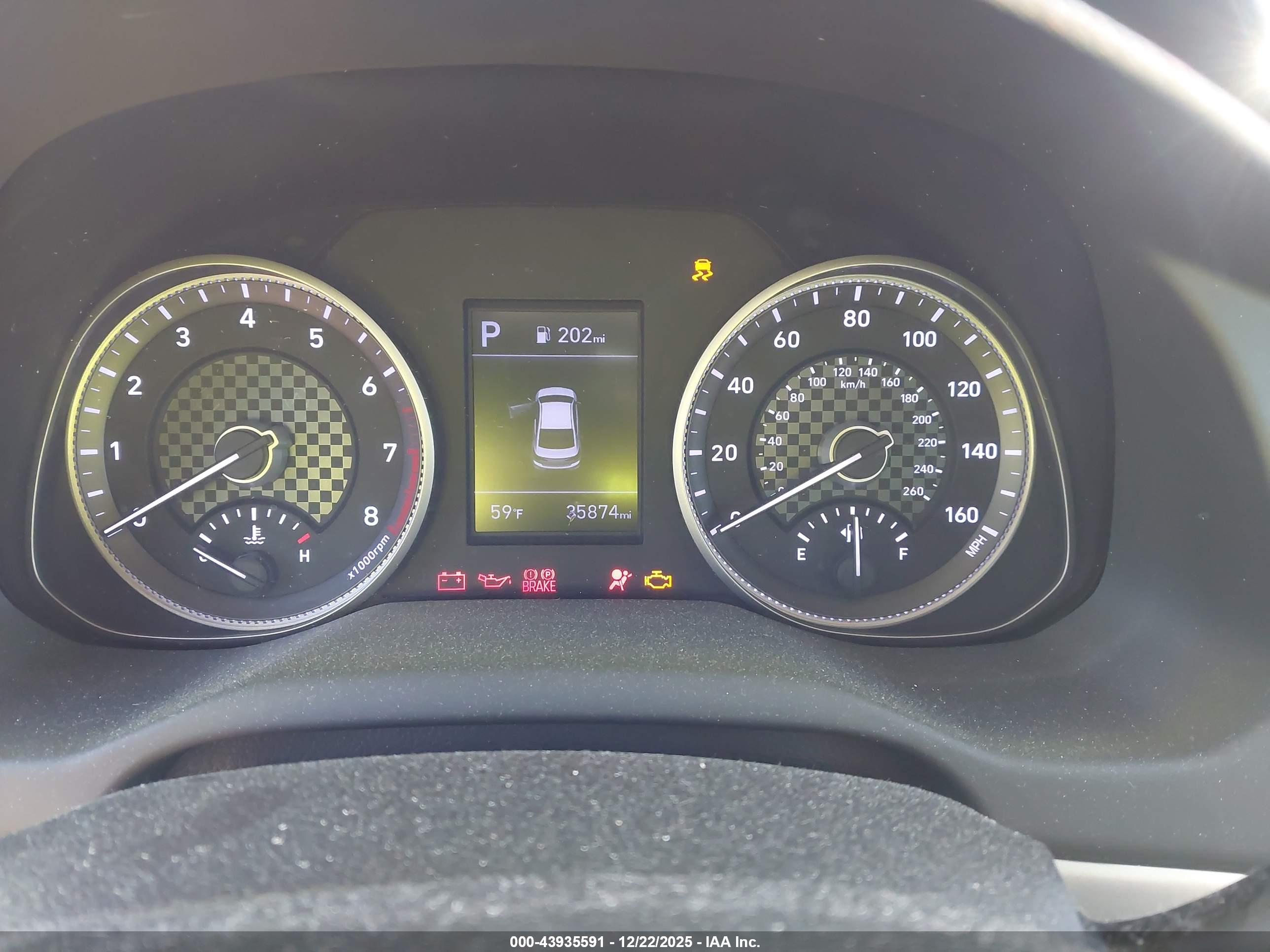HYUNDAI ELANTRA image 7