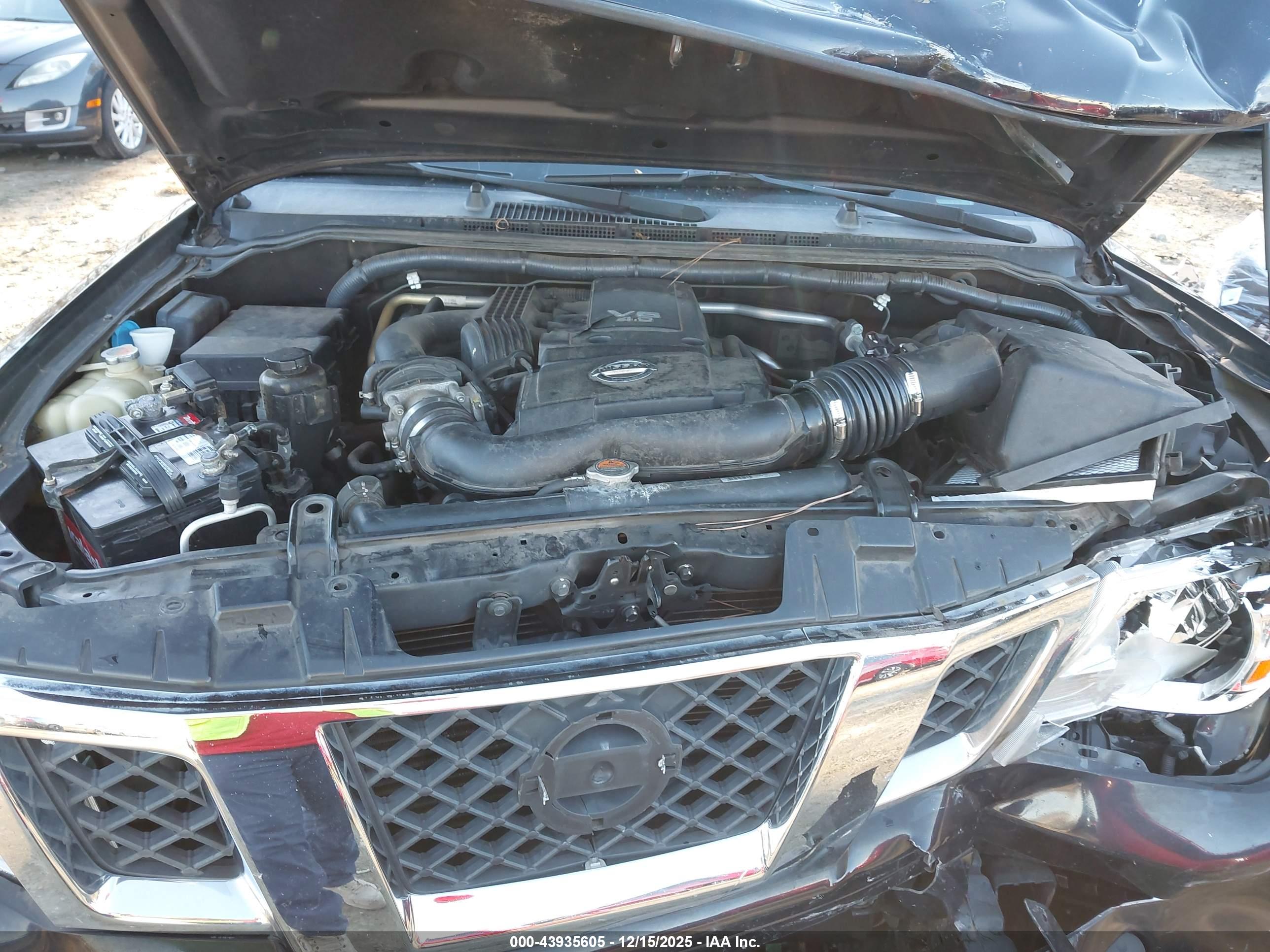 NISSAN FRONTIER image 10