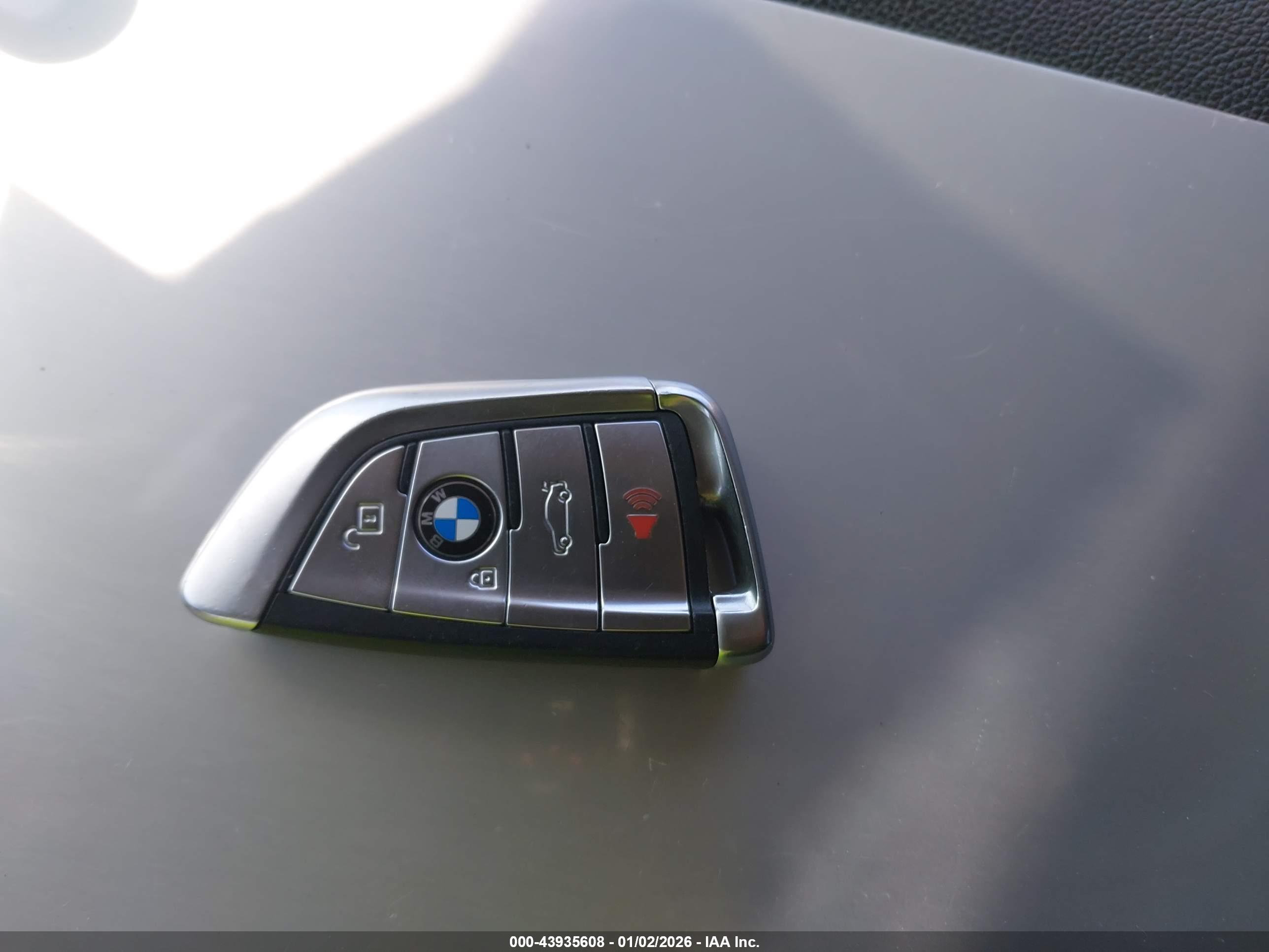 BMW X5 image 11