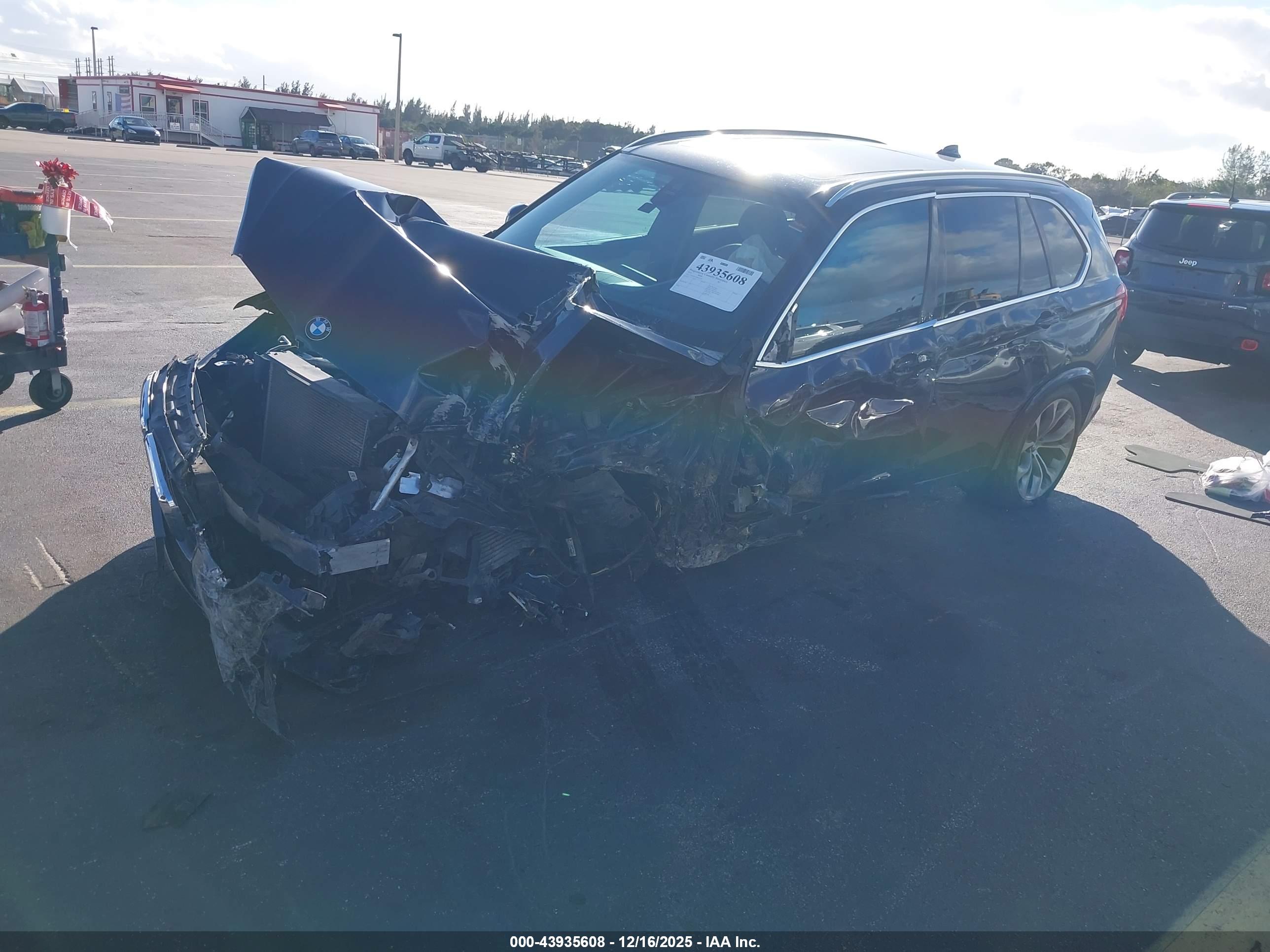 BMW X5 image 2