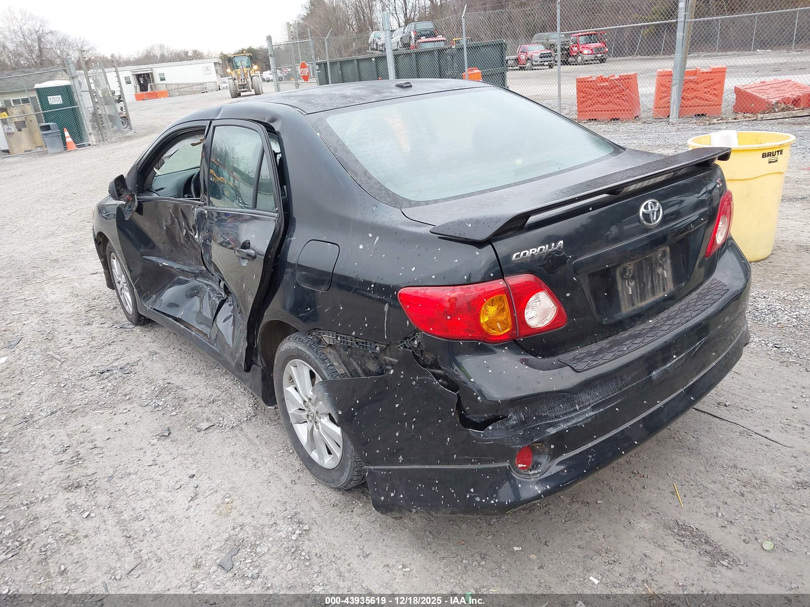 TOYOTA COROLLA image 3