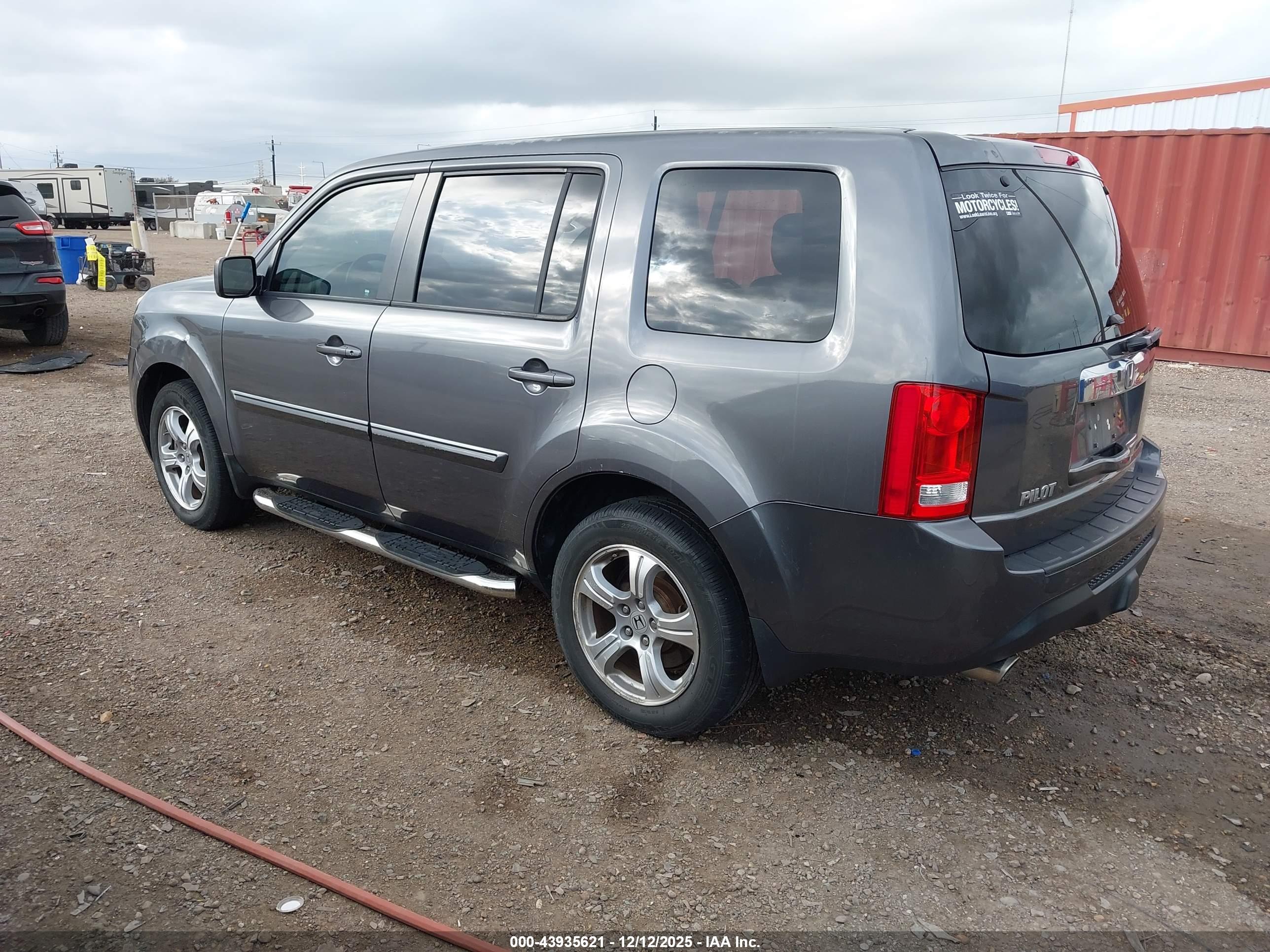 HONDA PILOT image 3