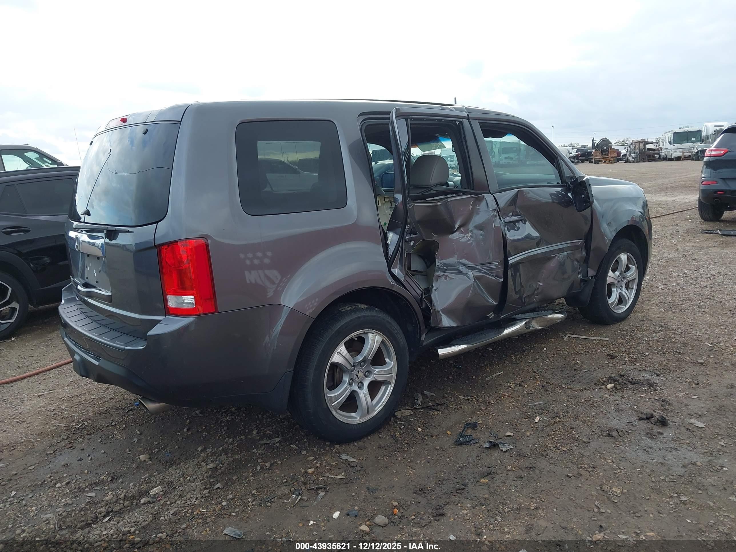 HONDA PILOT image 4