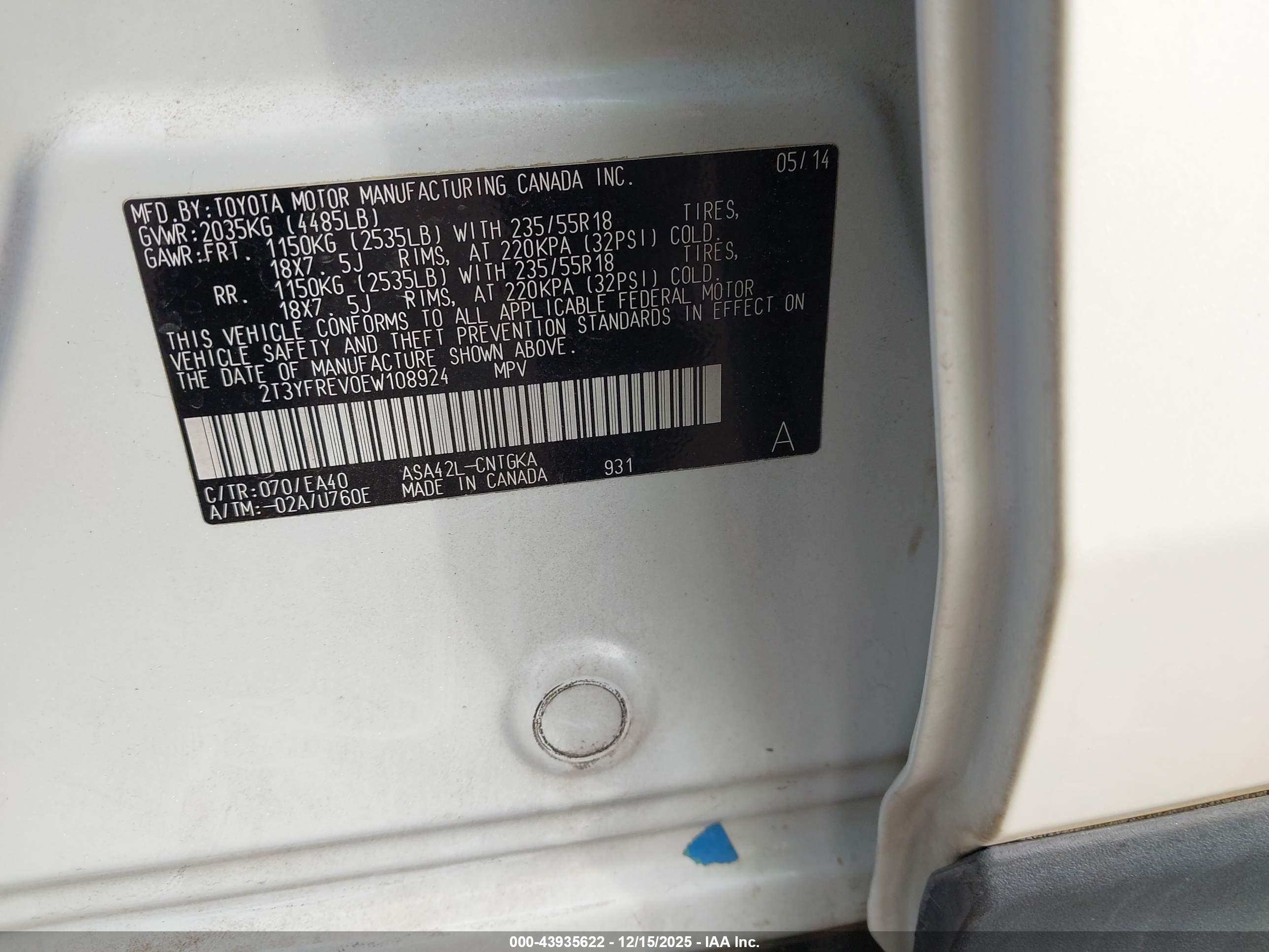 TOYOTA RAV4 image 9