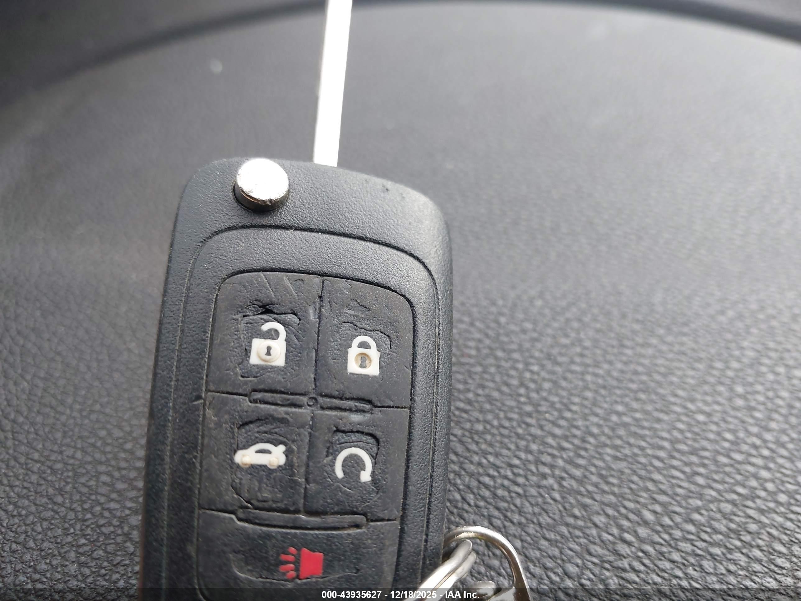 GMC TERRAIN image 11