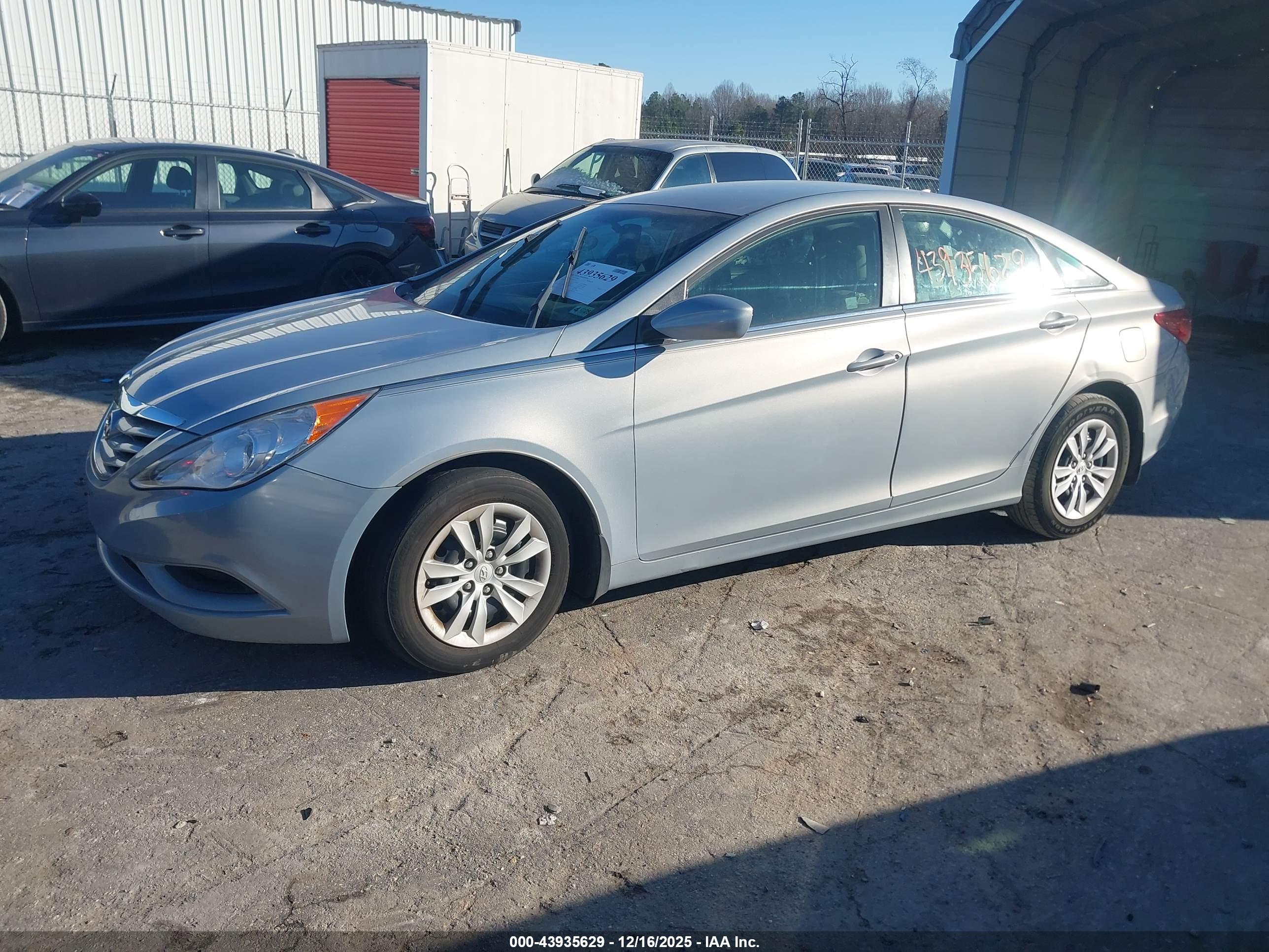 HYUNDAI SONATA image 2