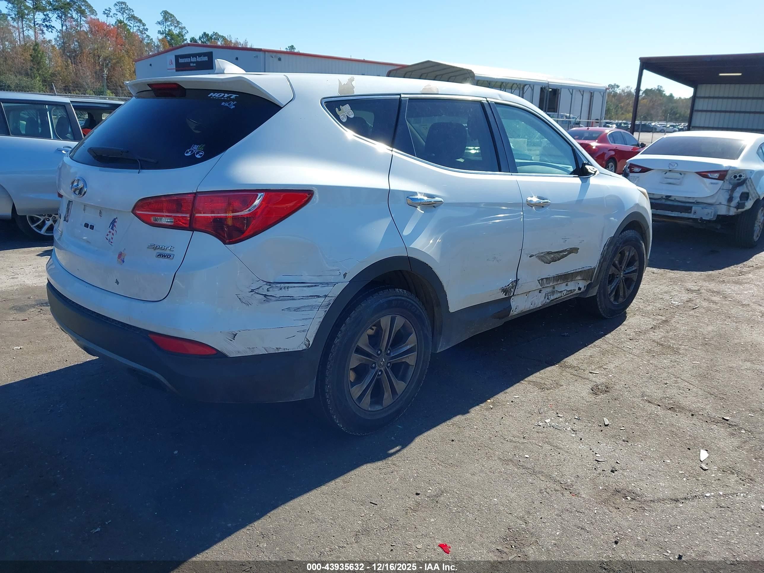 HYUNDAI SANTA image 4