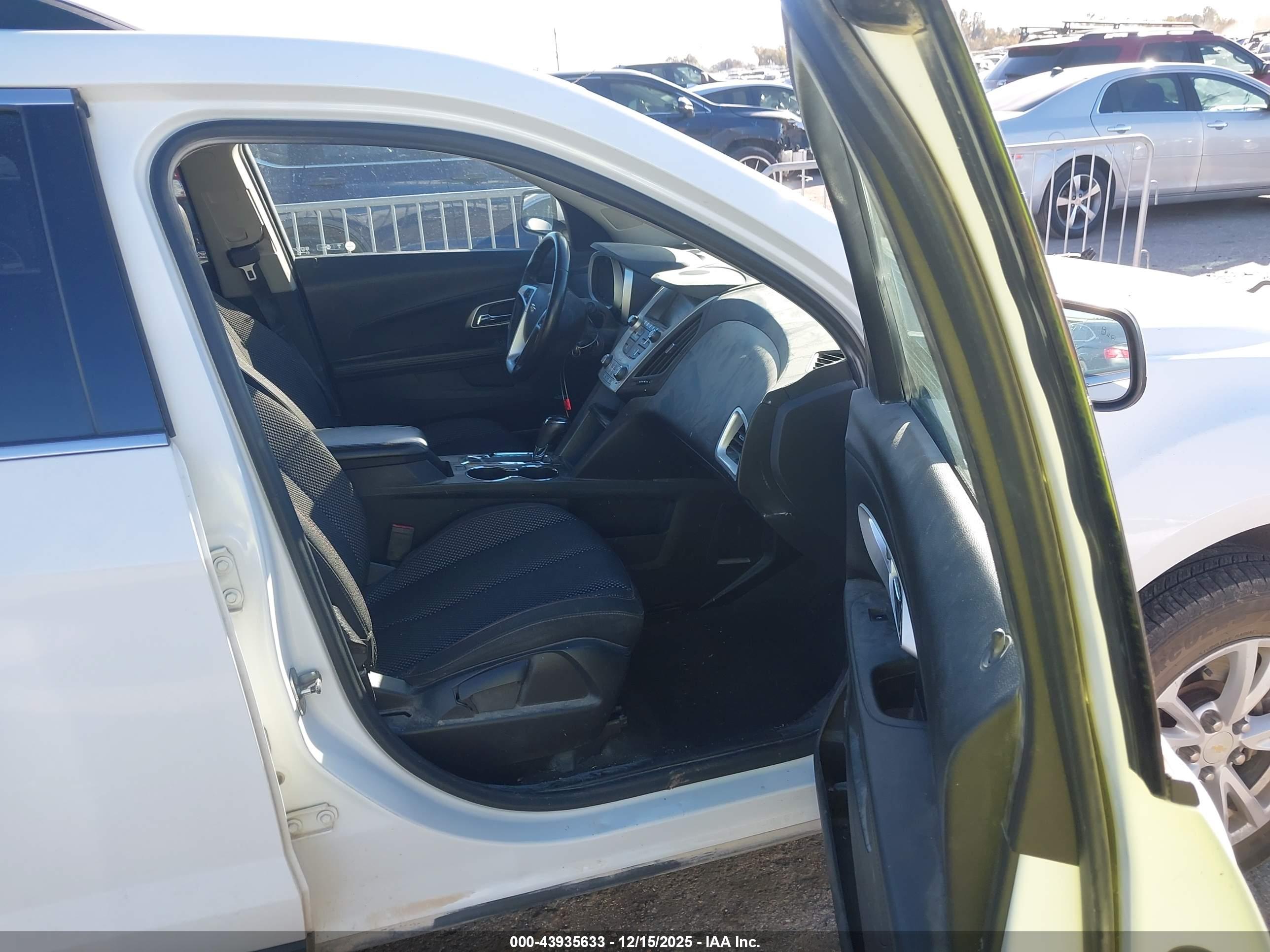 CHEVROLET EQUINOX image 5