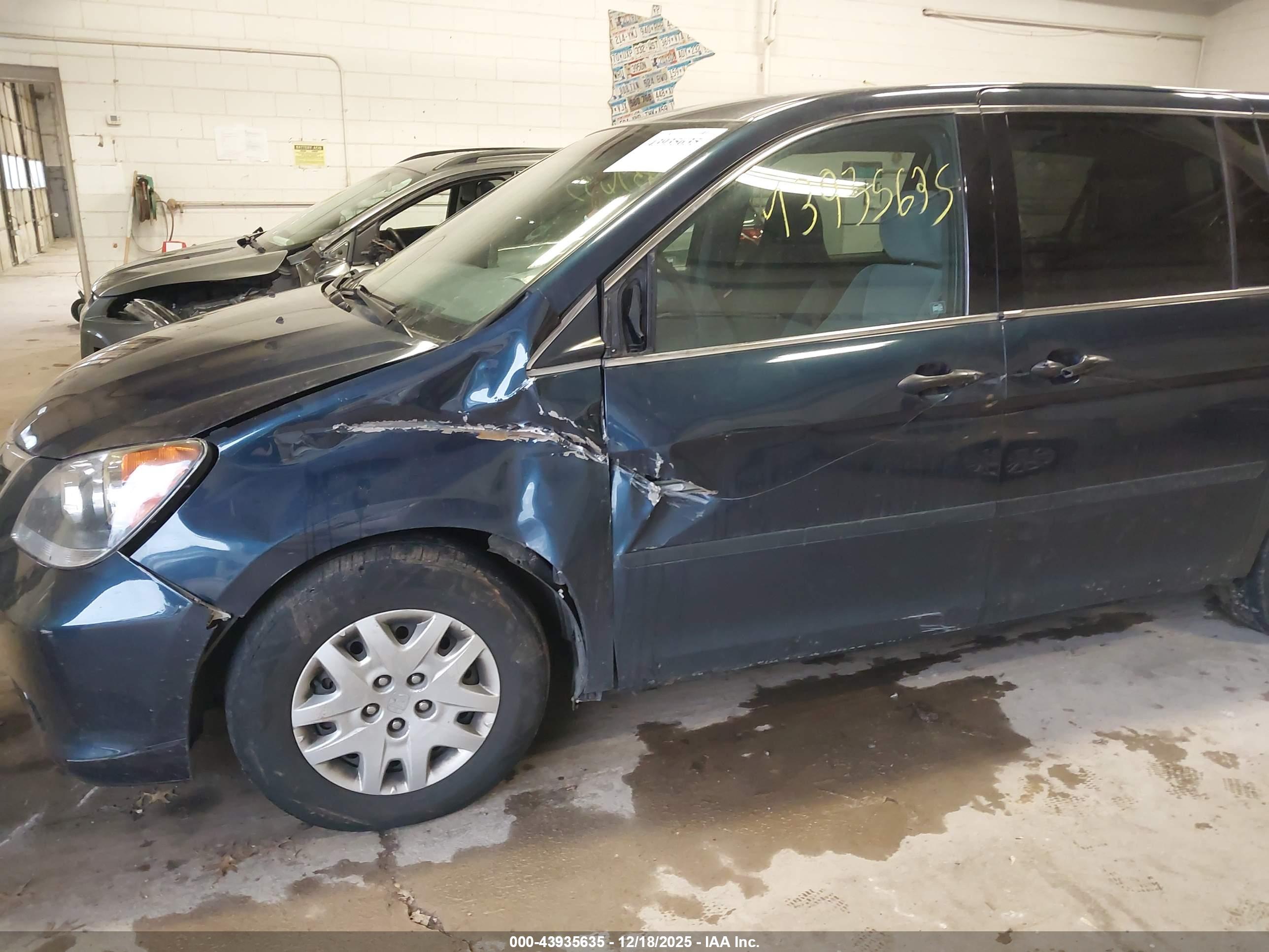HONDA ODYSSEY image 6