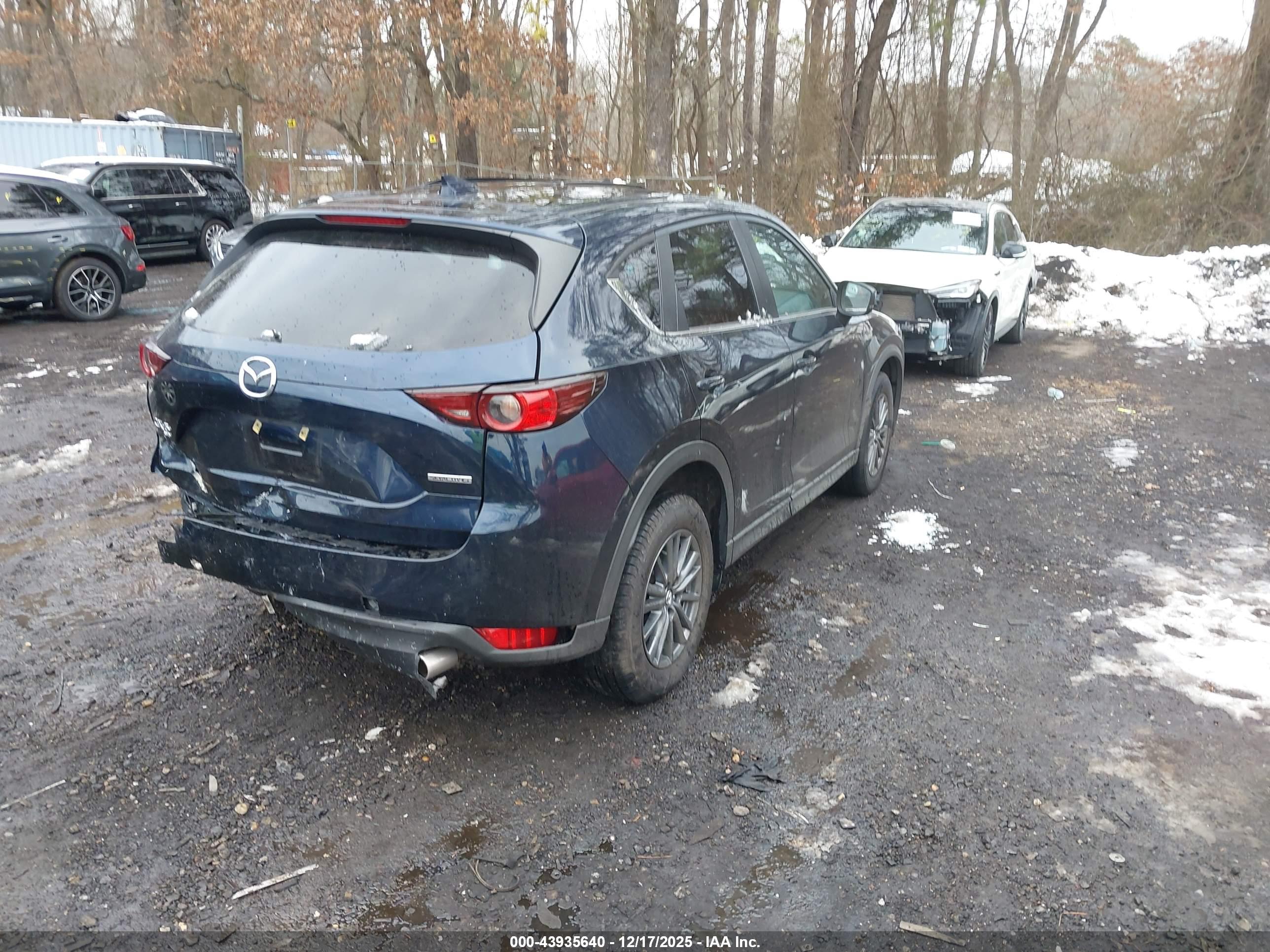 MAZDA CX-5 image 4