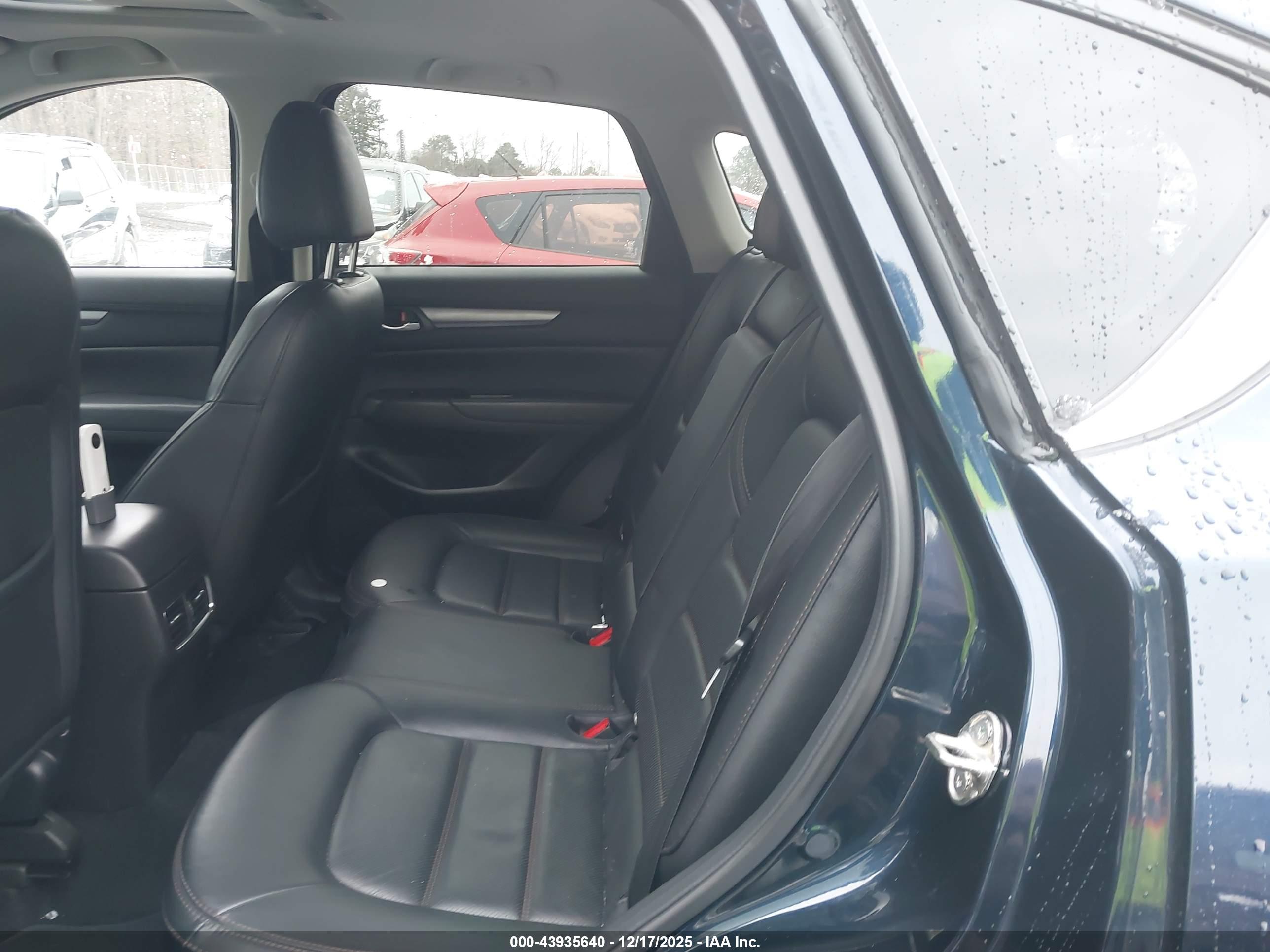 MAZDA CX-5 image 8