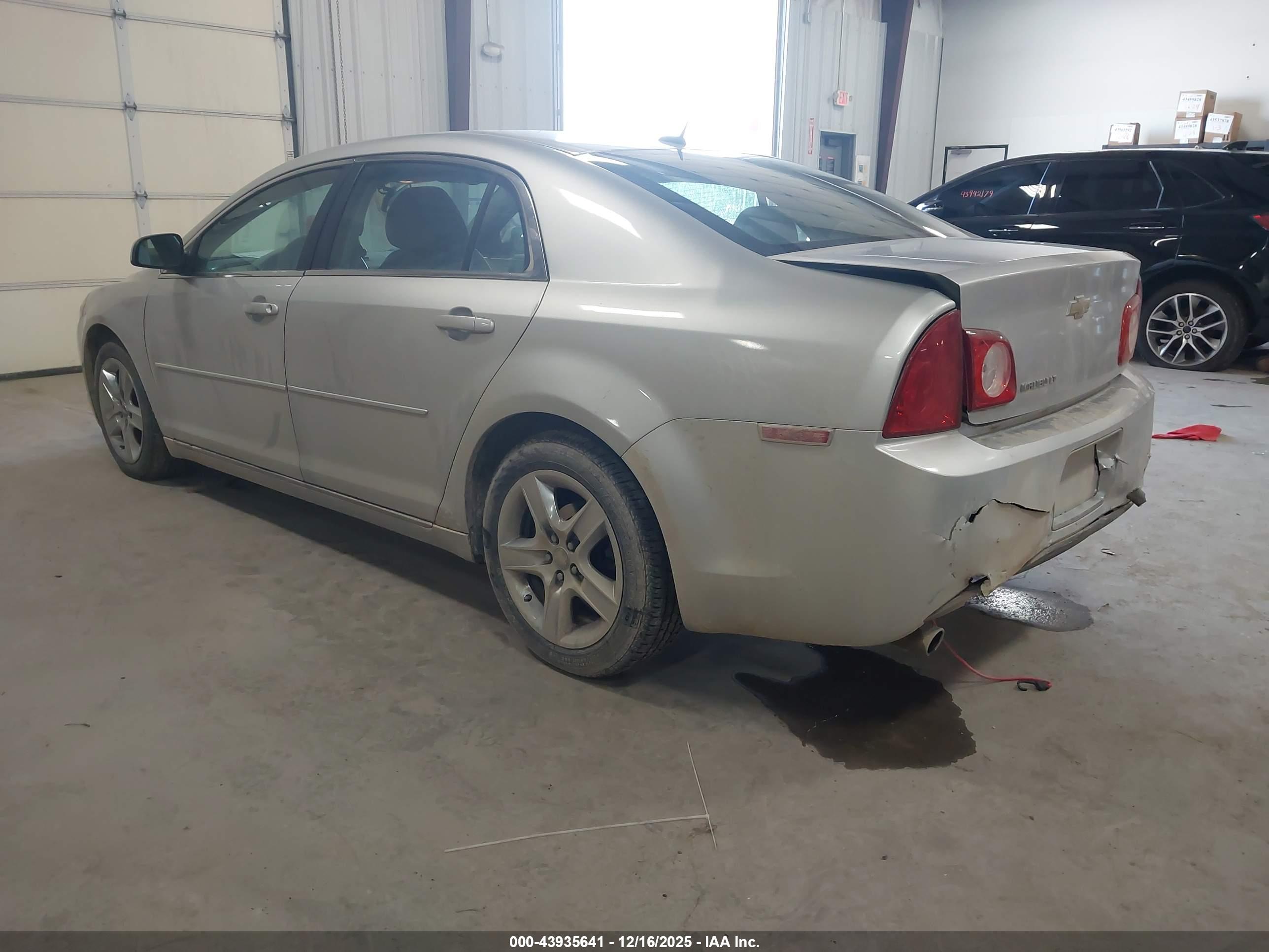 CHEVROLET MALIBU image 3