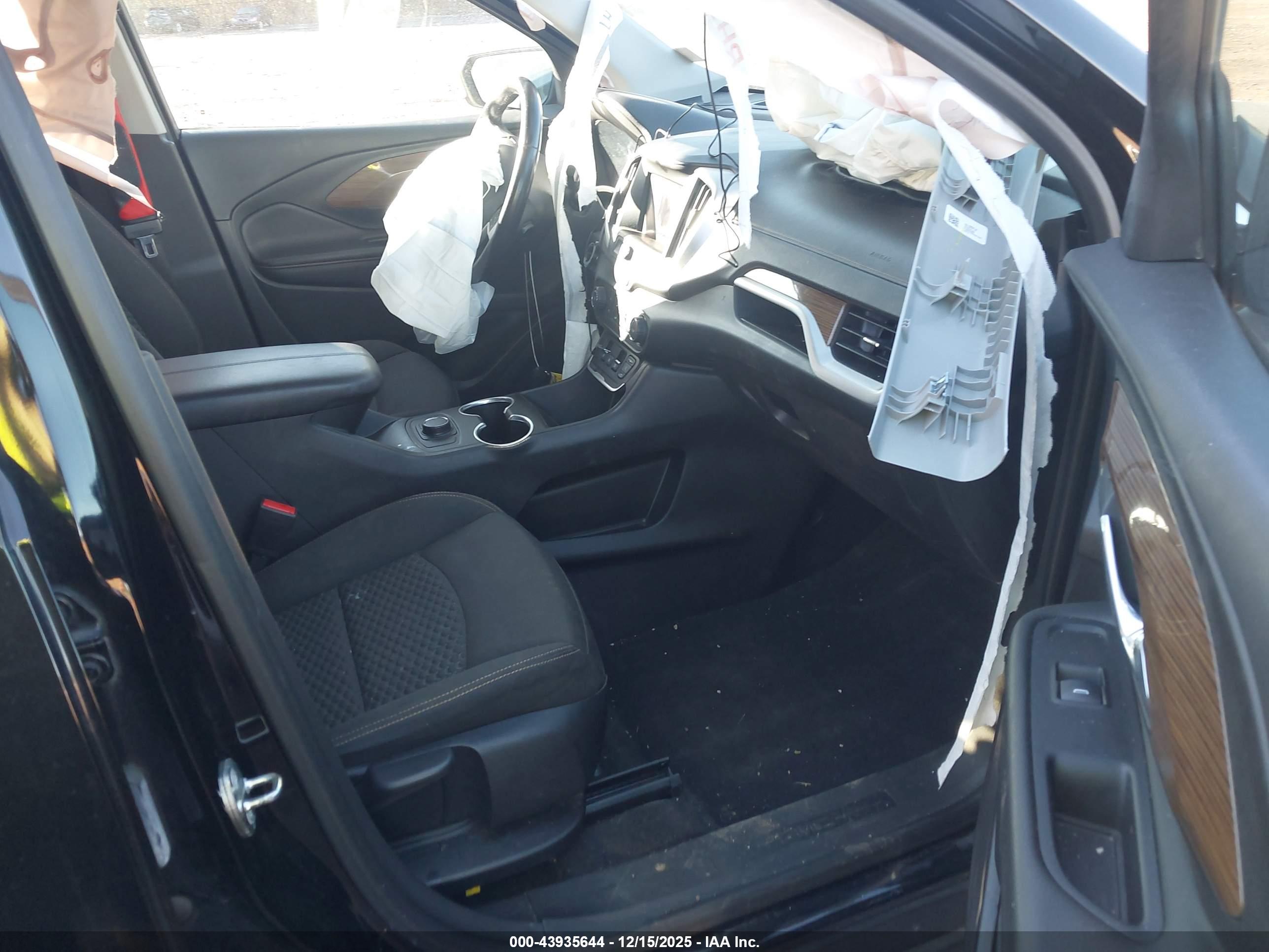 GMC TERRAIN image 5