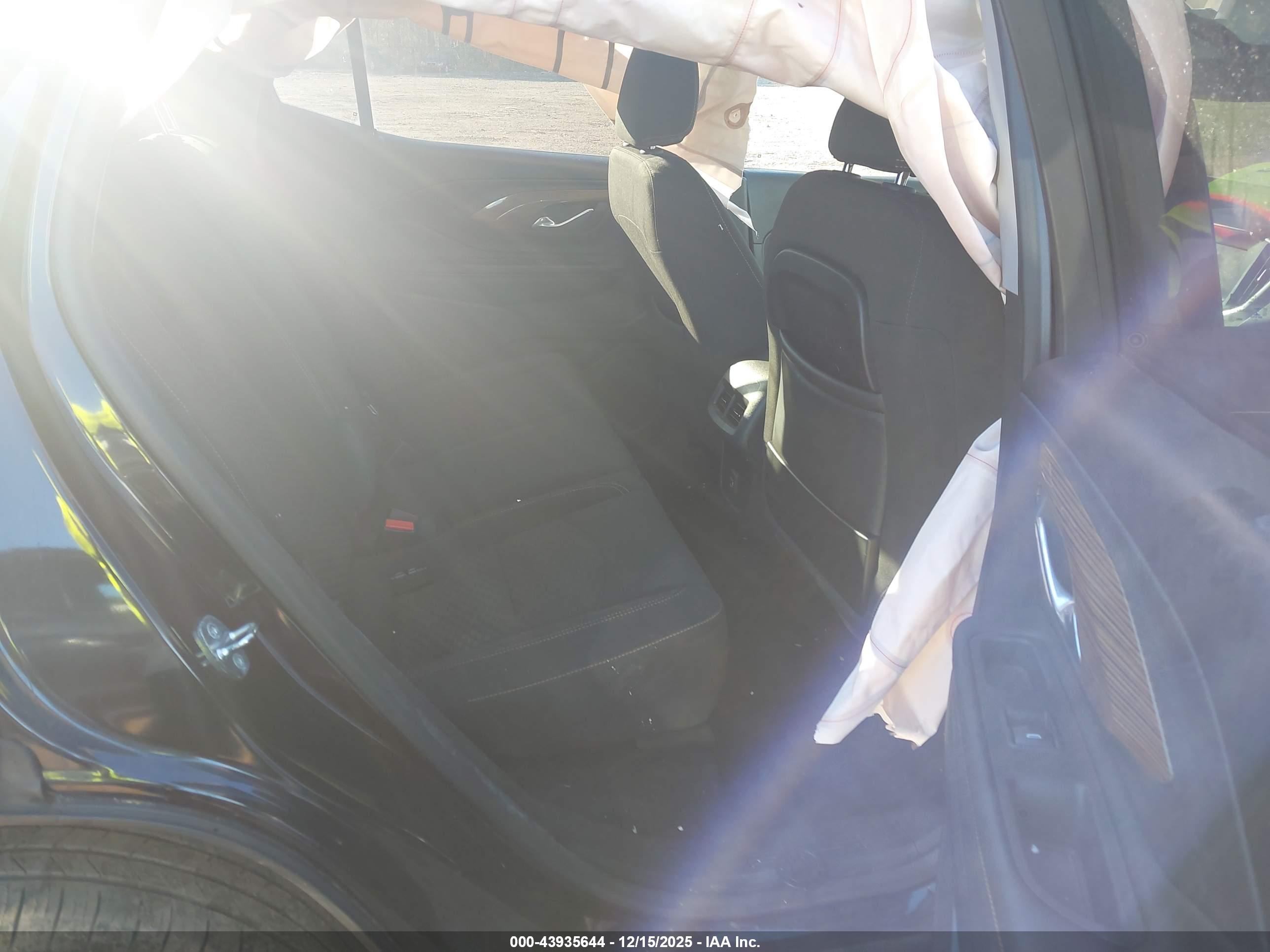 GMC TERRAIN image 8