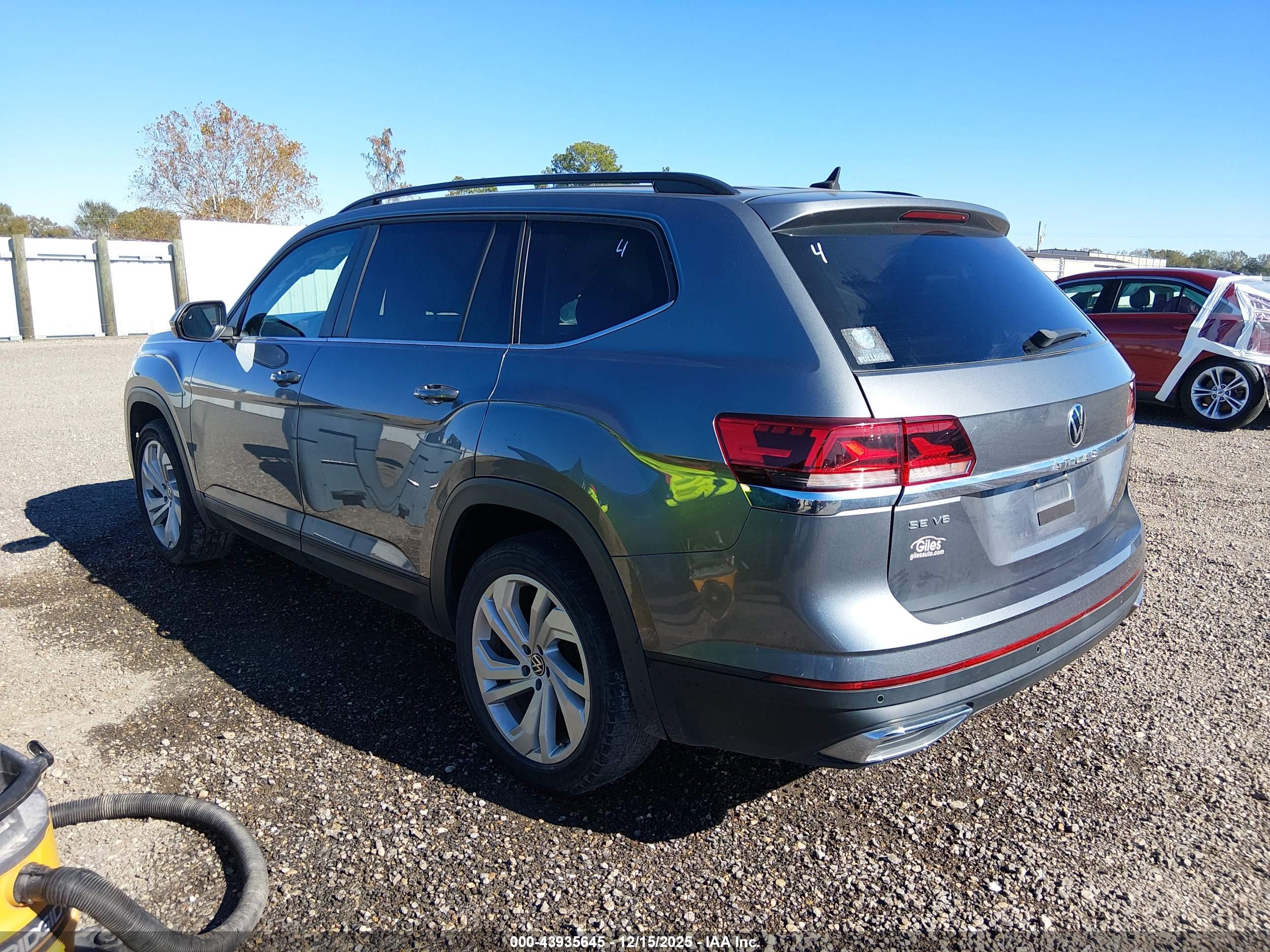 VOLKSWAGEN ATLAS image 3