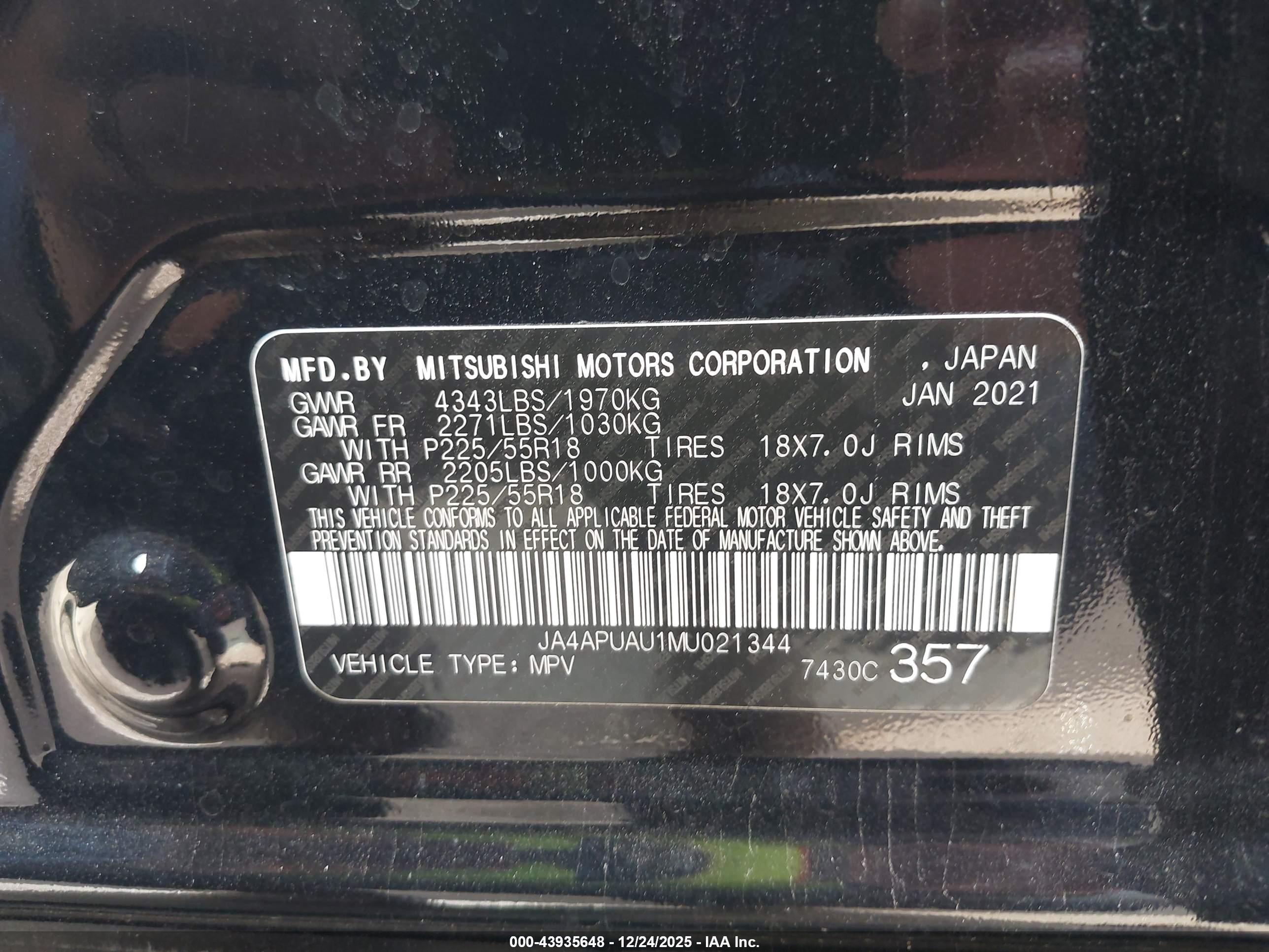 MITSUBISHI OUTLANDER image 9