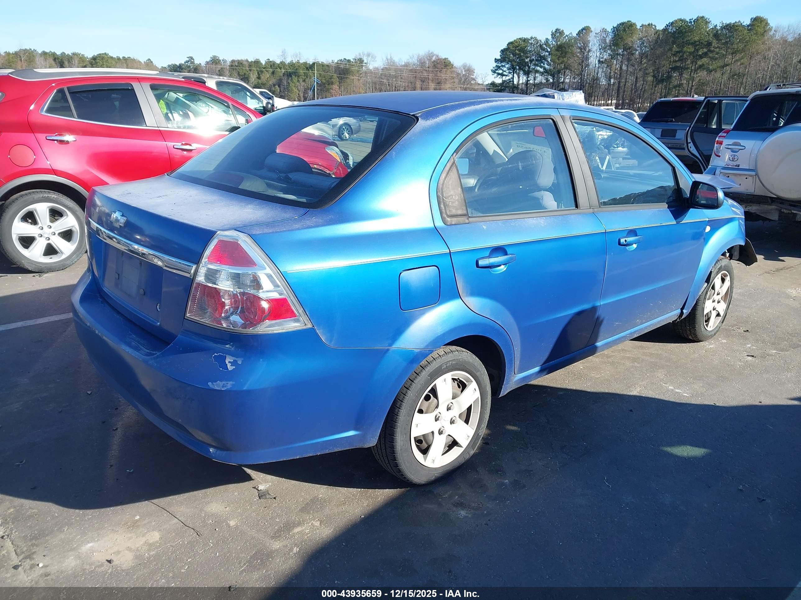 CHEVROLET AVEO image 4
