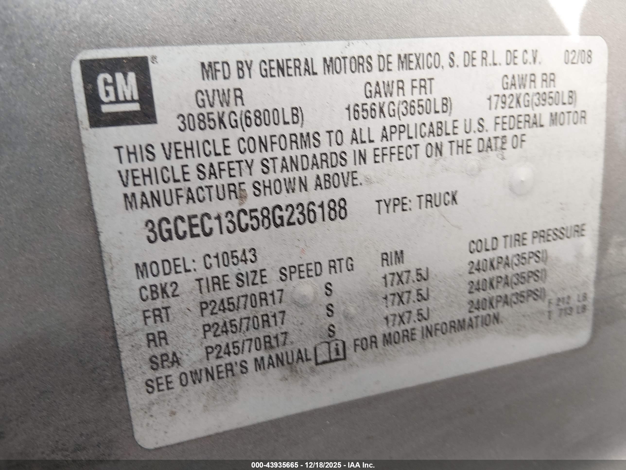 CHEVROLET SILVERADO image 9