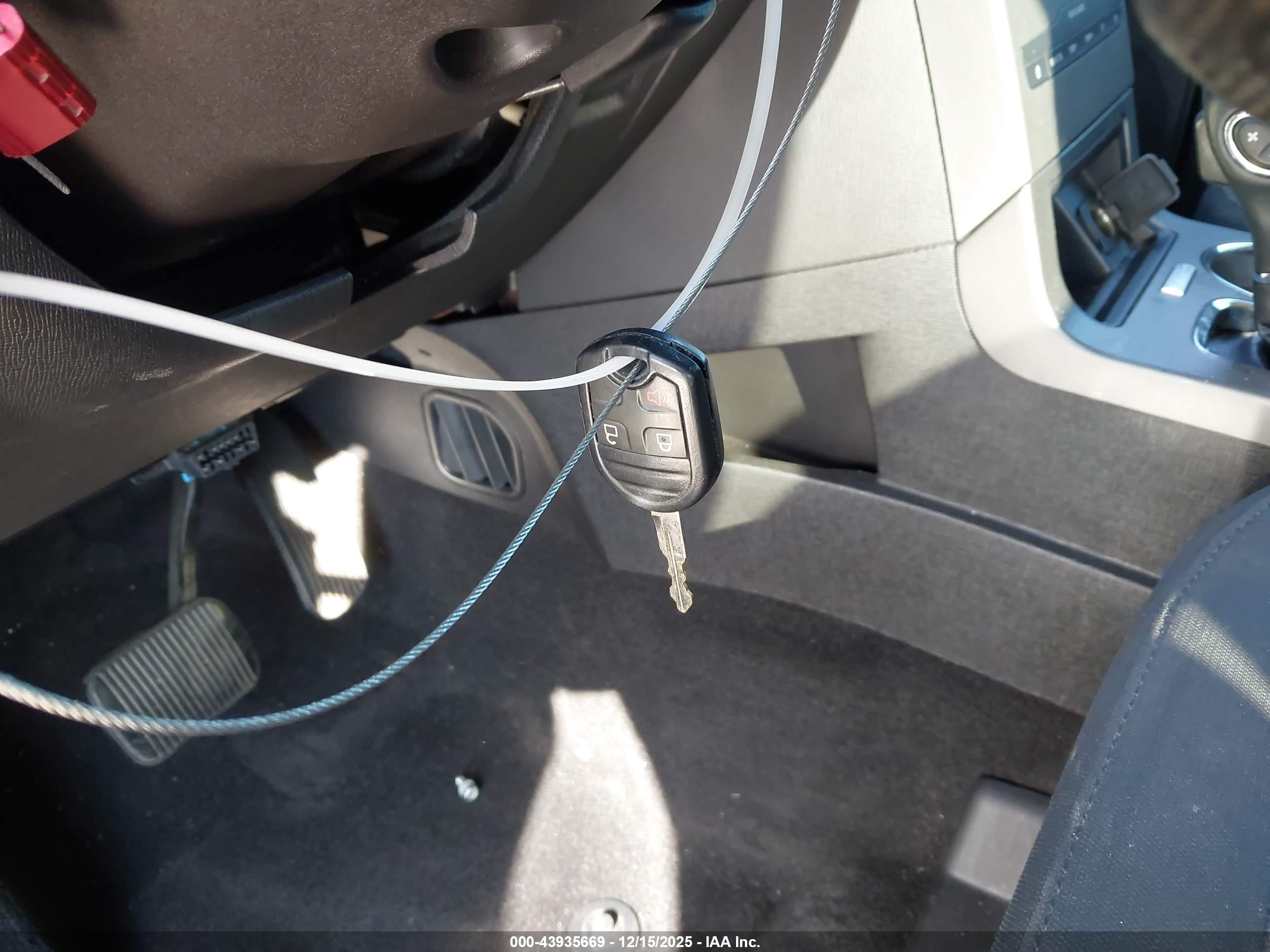 FORD FLEX image 11
