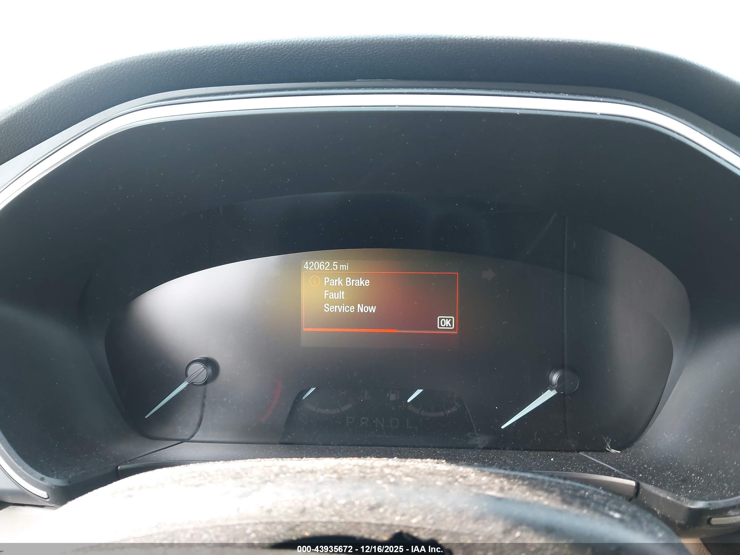 FORD ESCAPE image 7