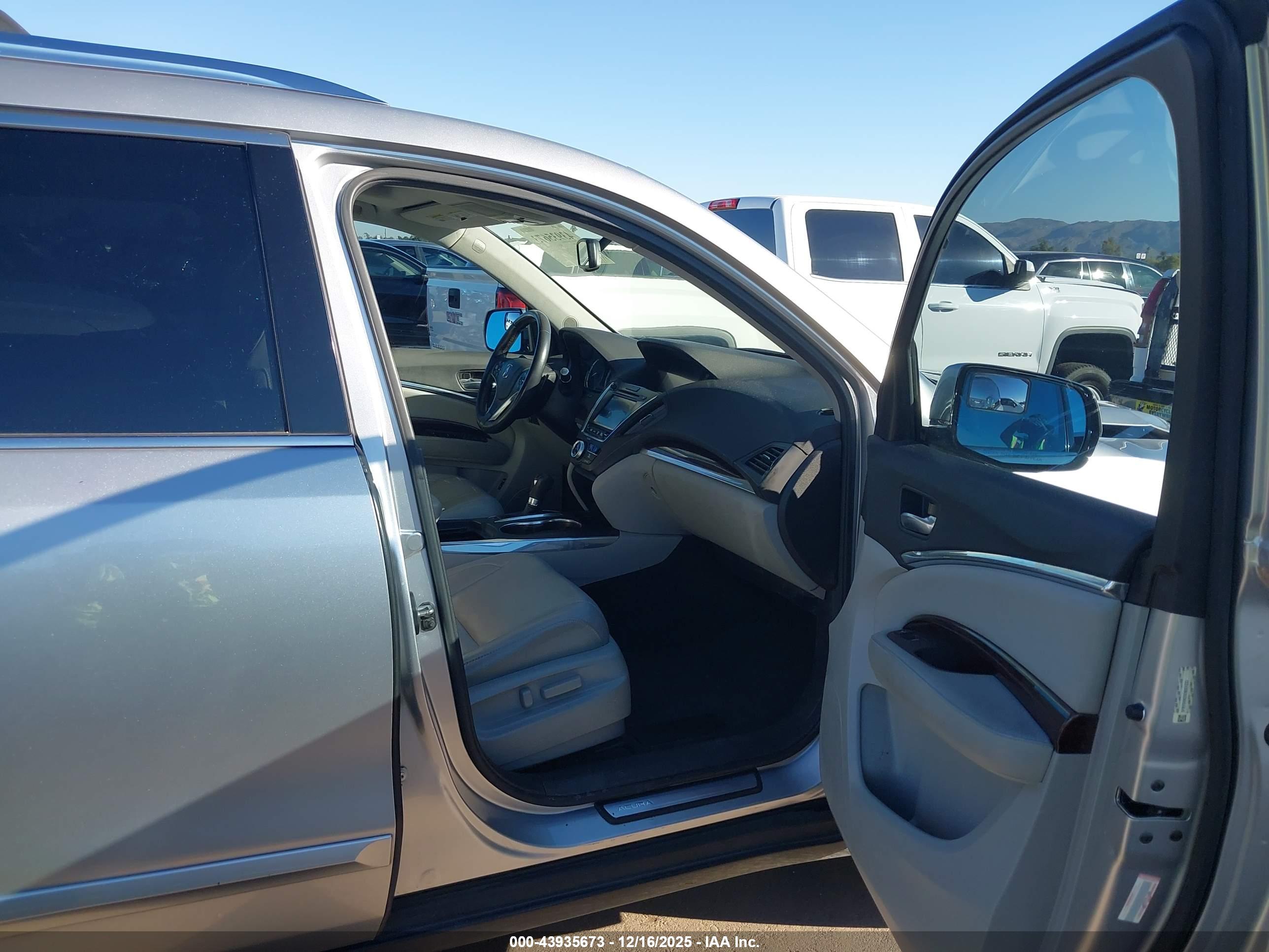 ACURA MDX image 5