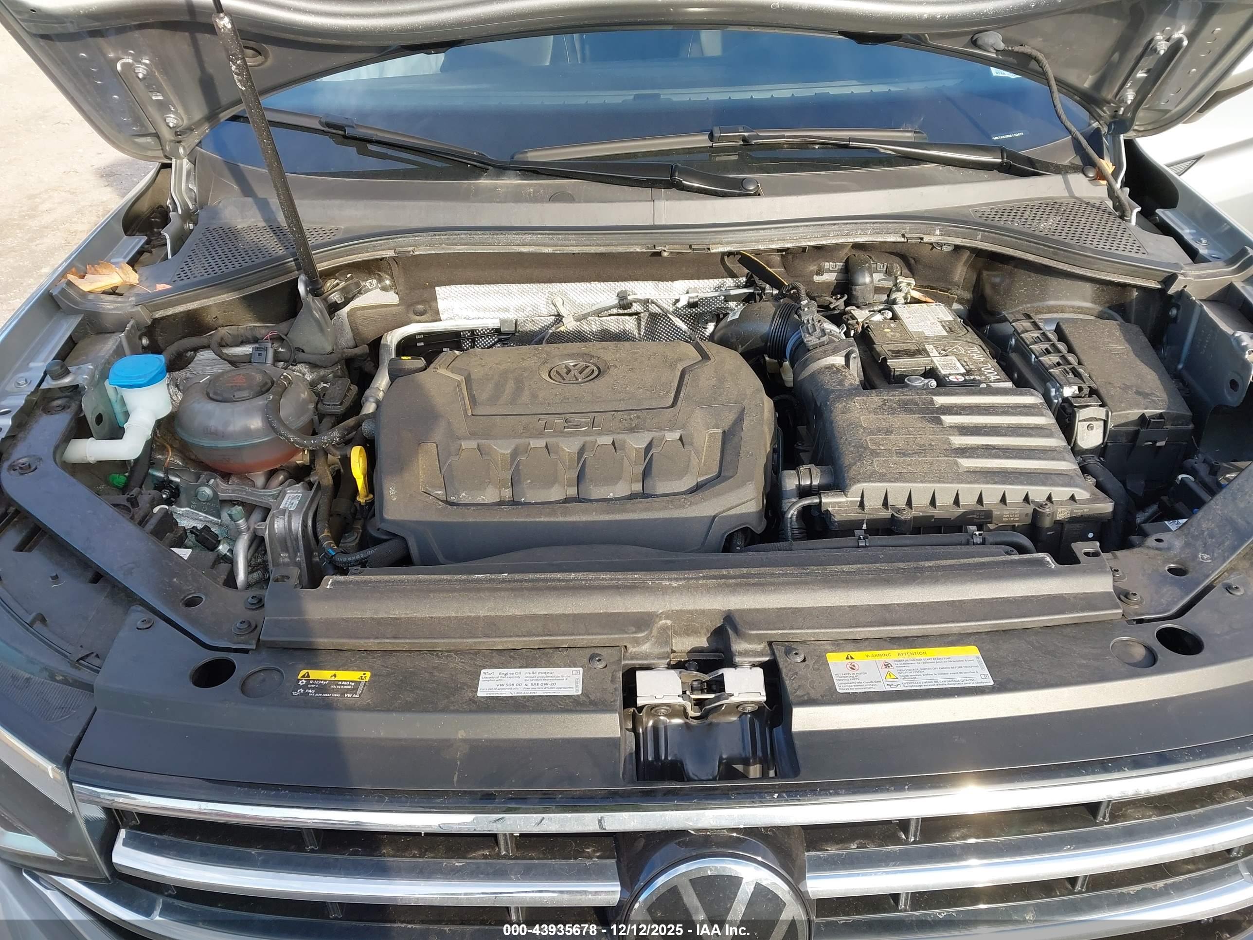 VOLKSWAGEN TIGUAN image 10