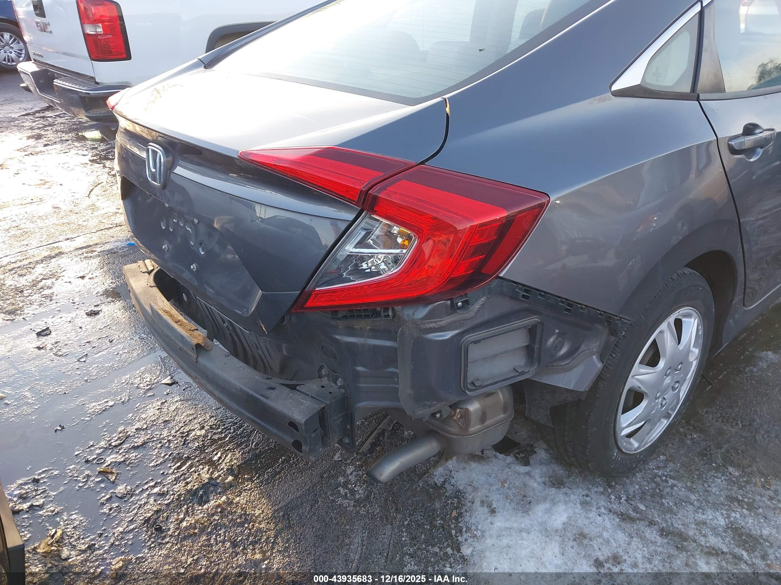 HONDA CIVIC image 6
