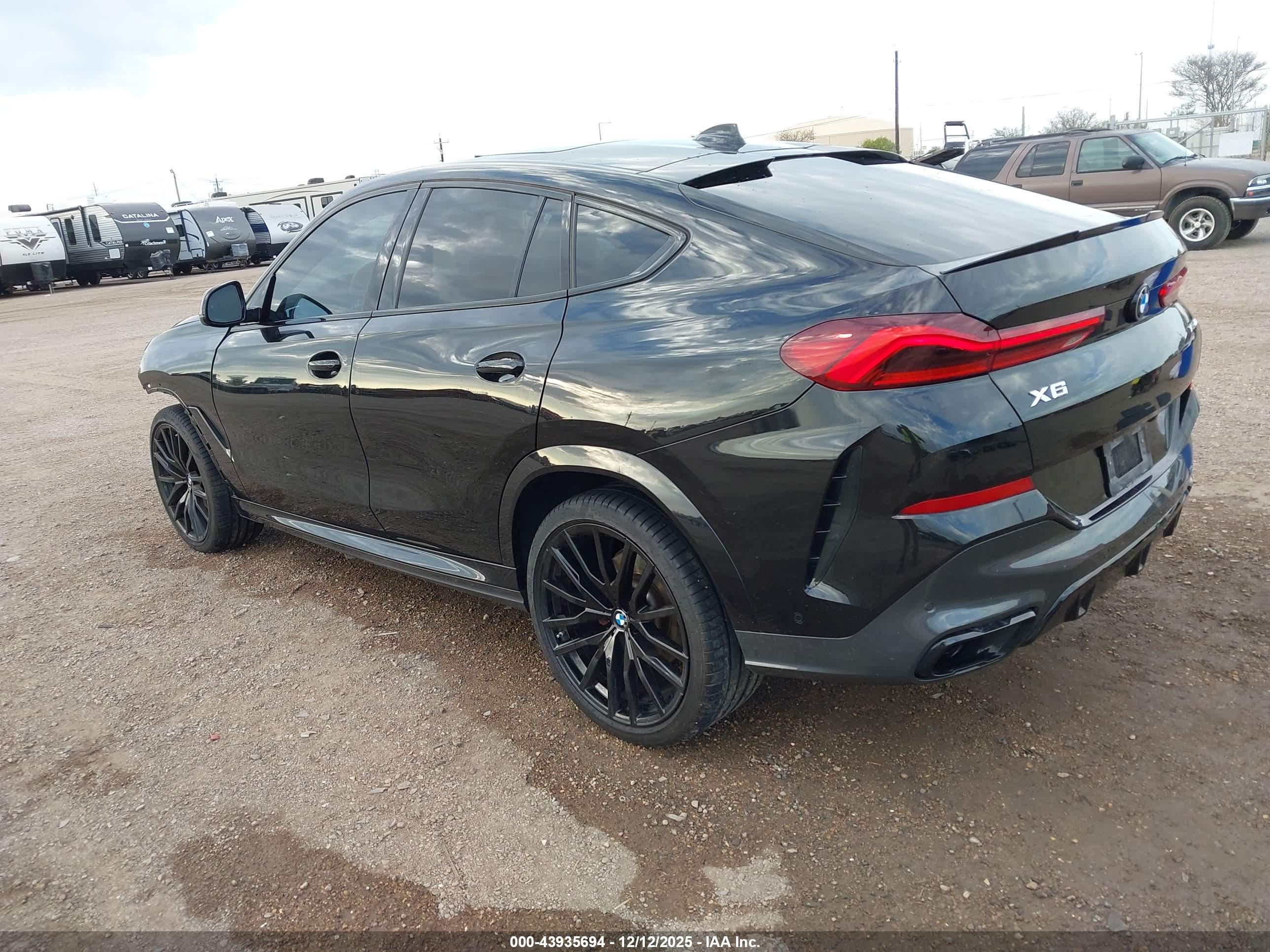 BMW X6 image 3