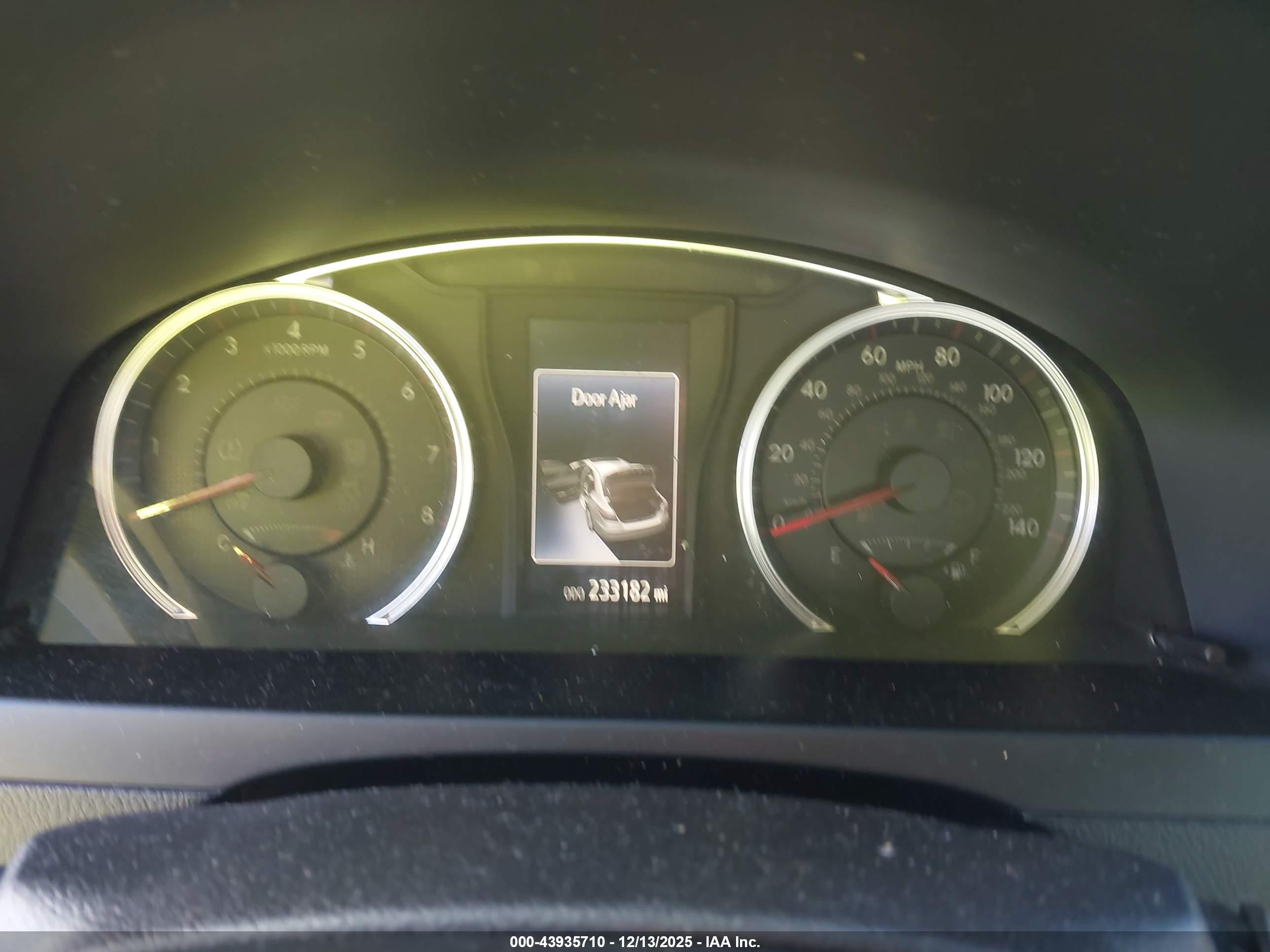 TOYOTA CAMRY image 7