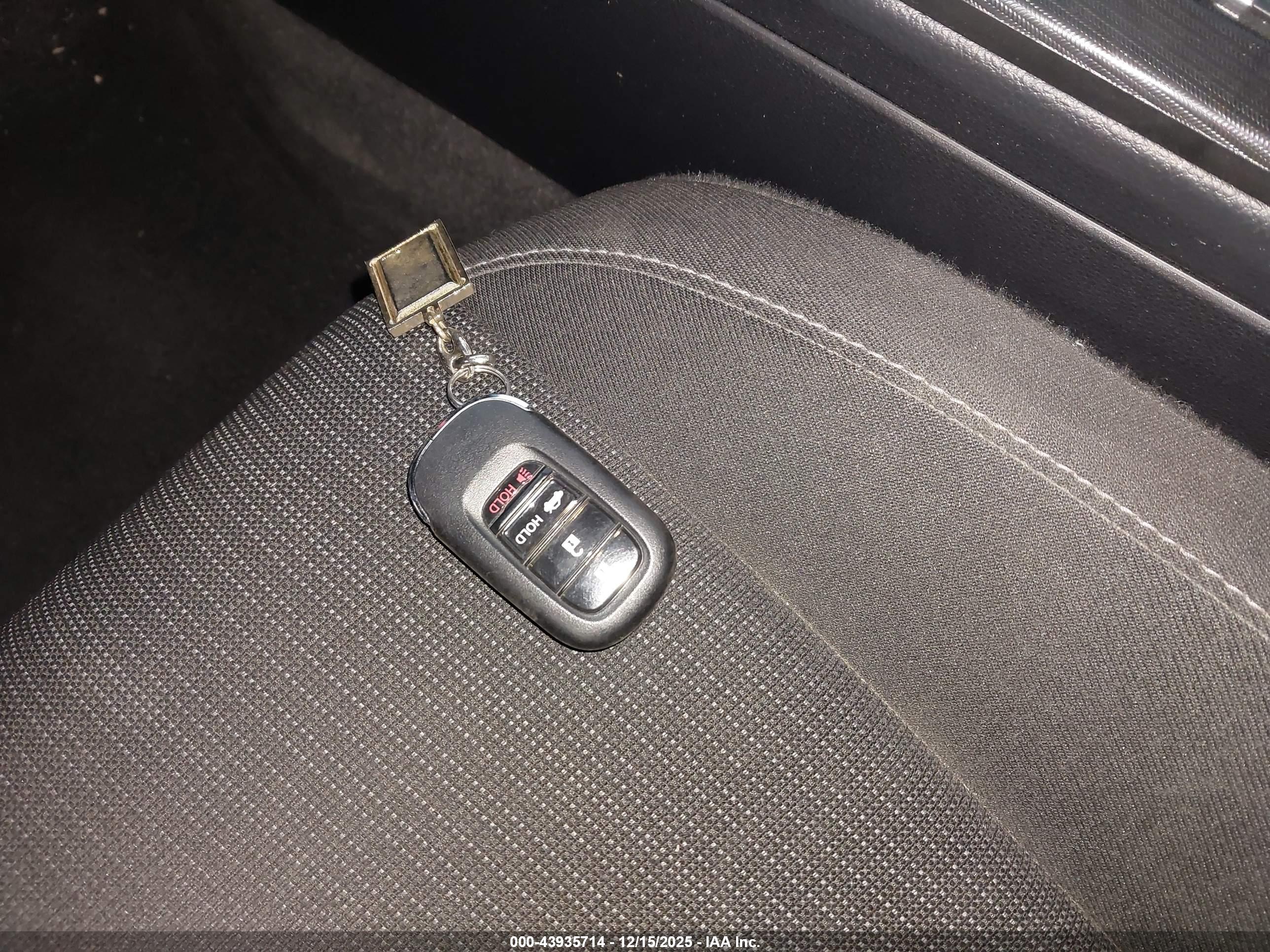 HONDA CIVIC image 11