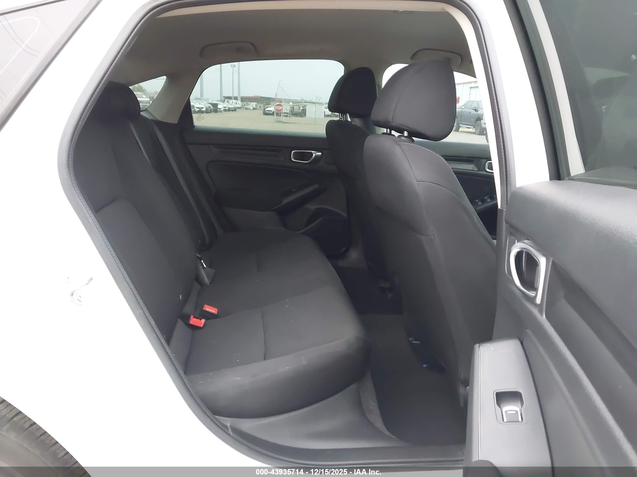 HONDA CIVIC image 8