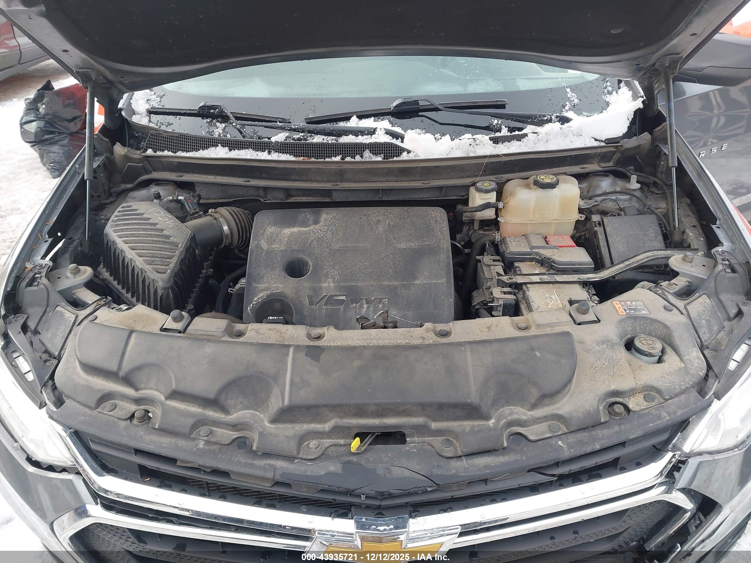 CHEVROLET TRAVERSE image 10