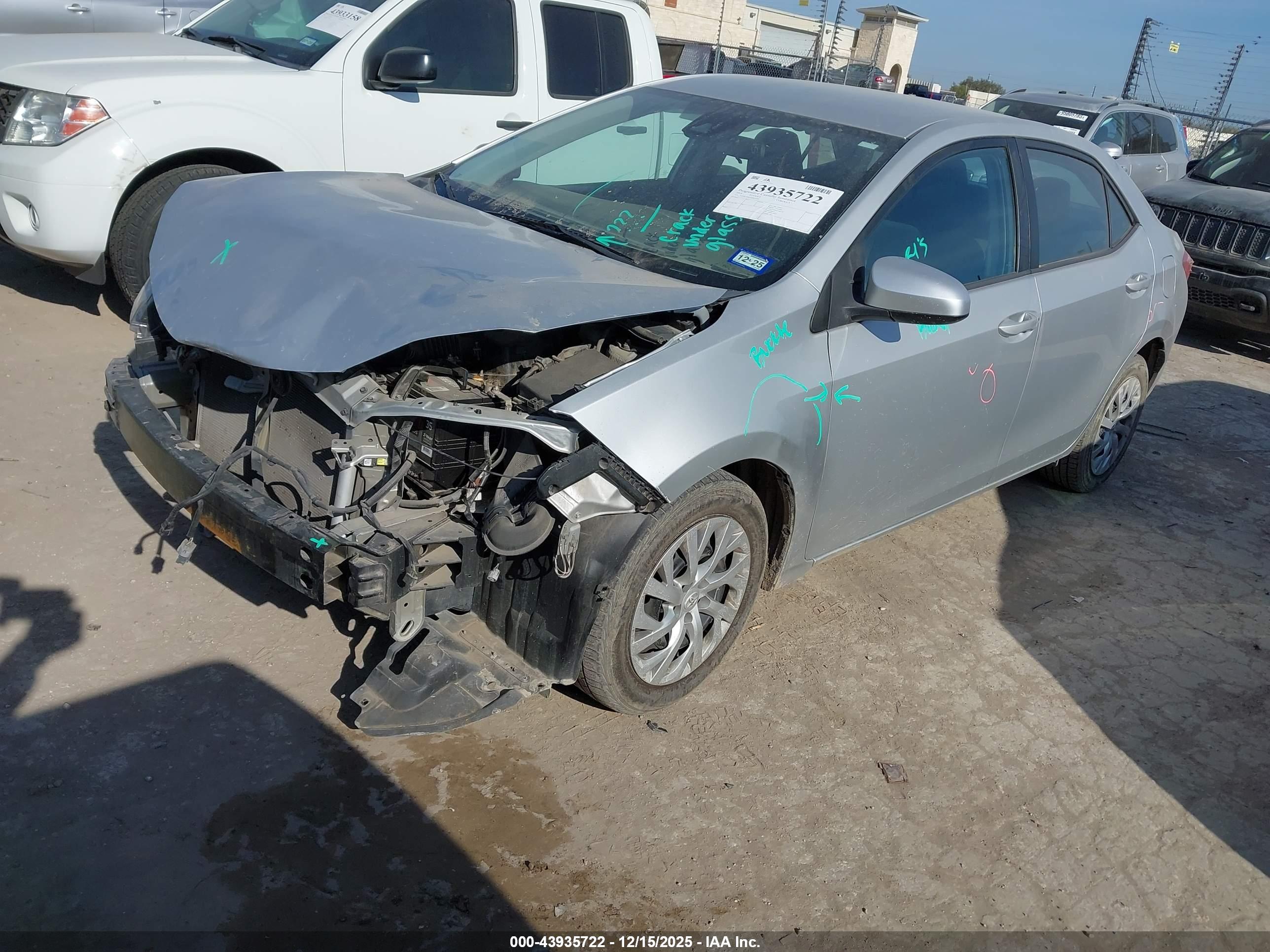 TOYOTA COROLLA image 2