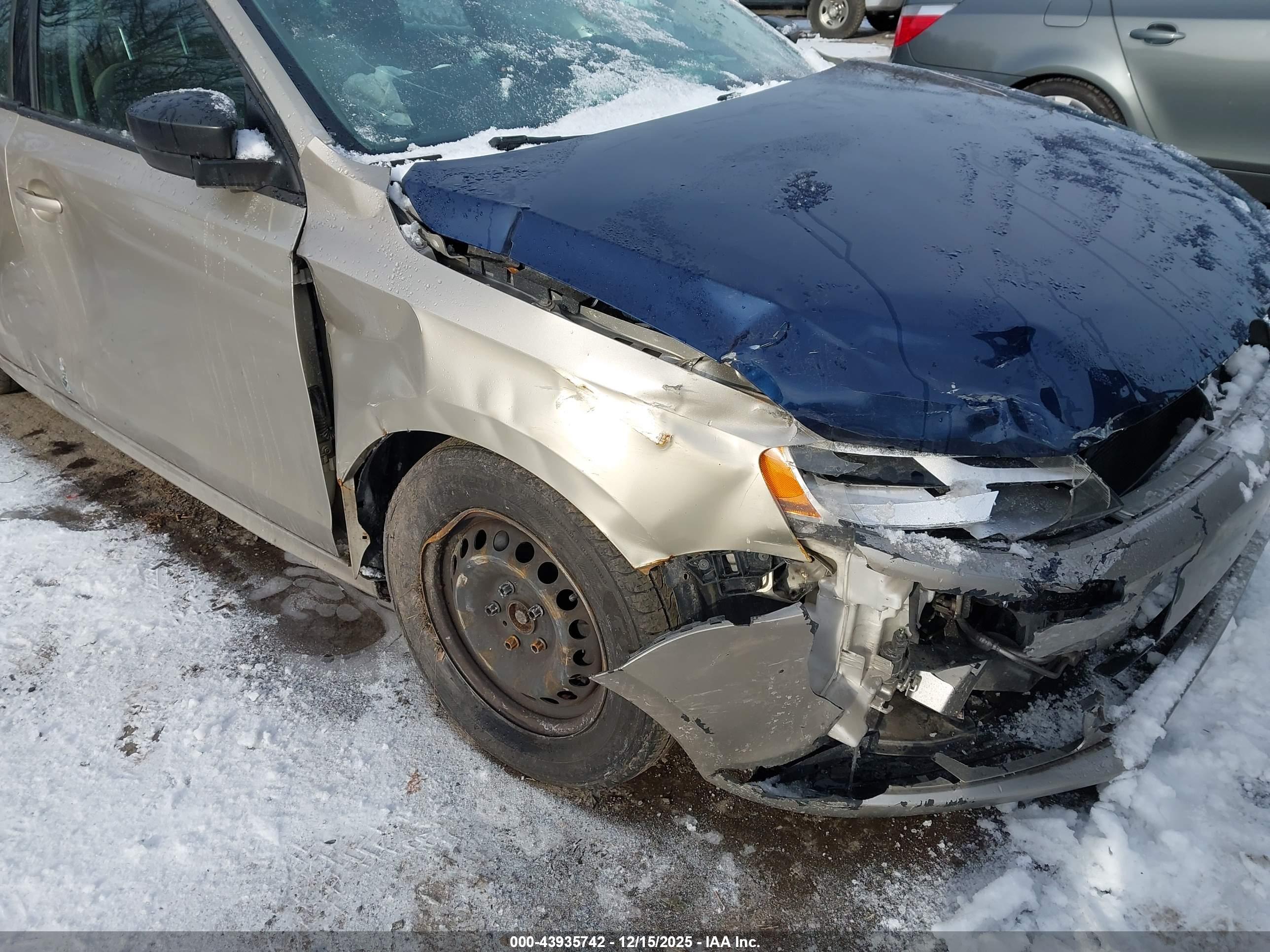 VOLKSWAGEN JETTA image 6