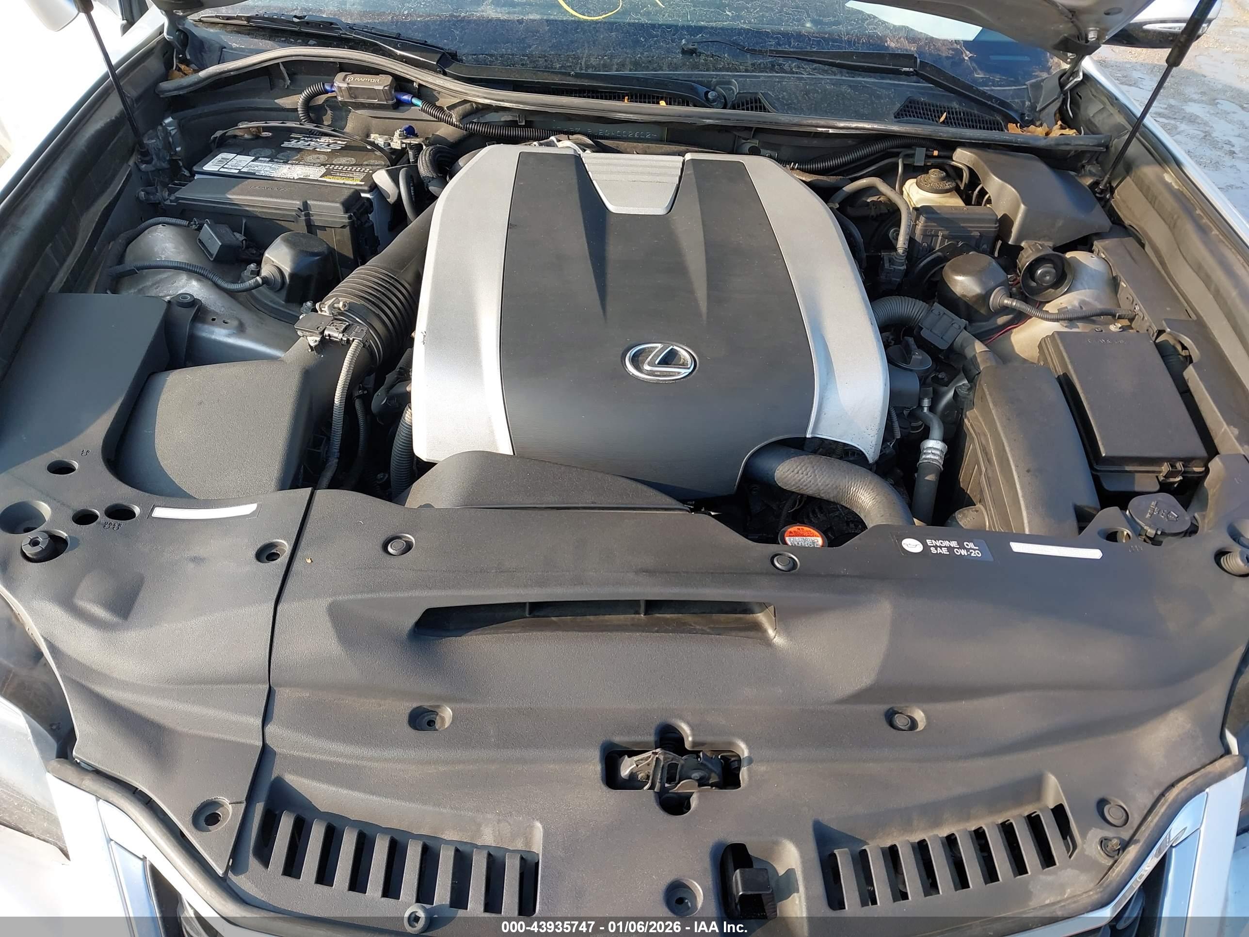 LEXUS GS image 10