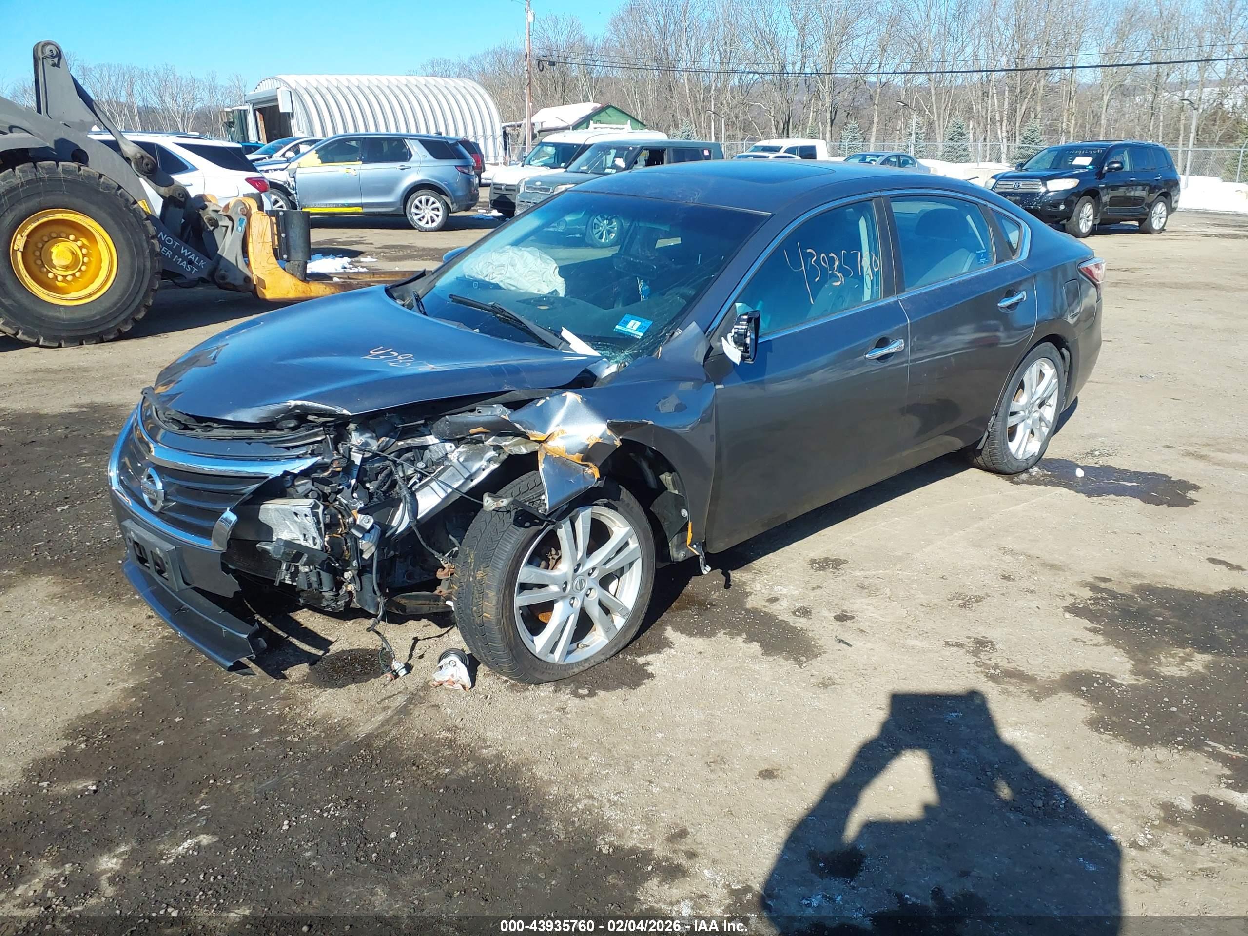 NISSAN ALTIMA image 2