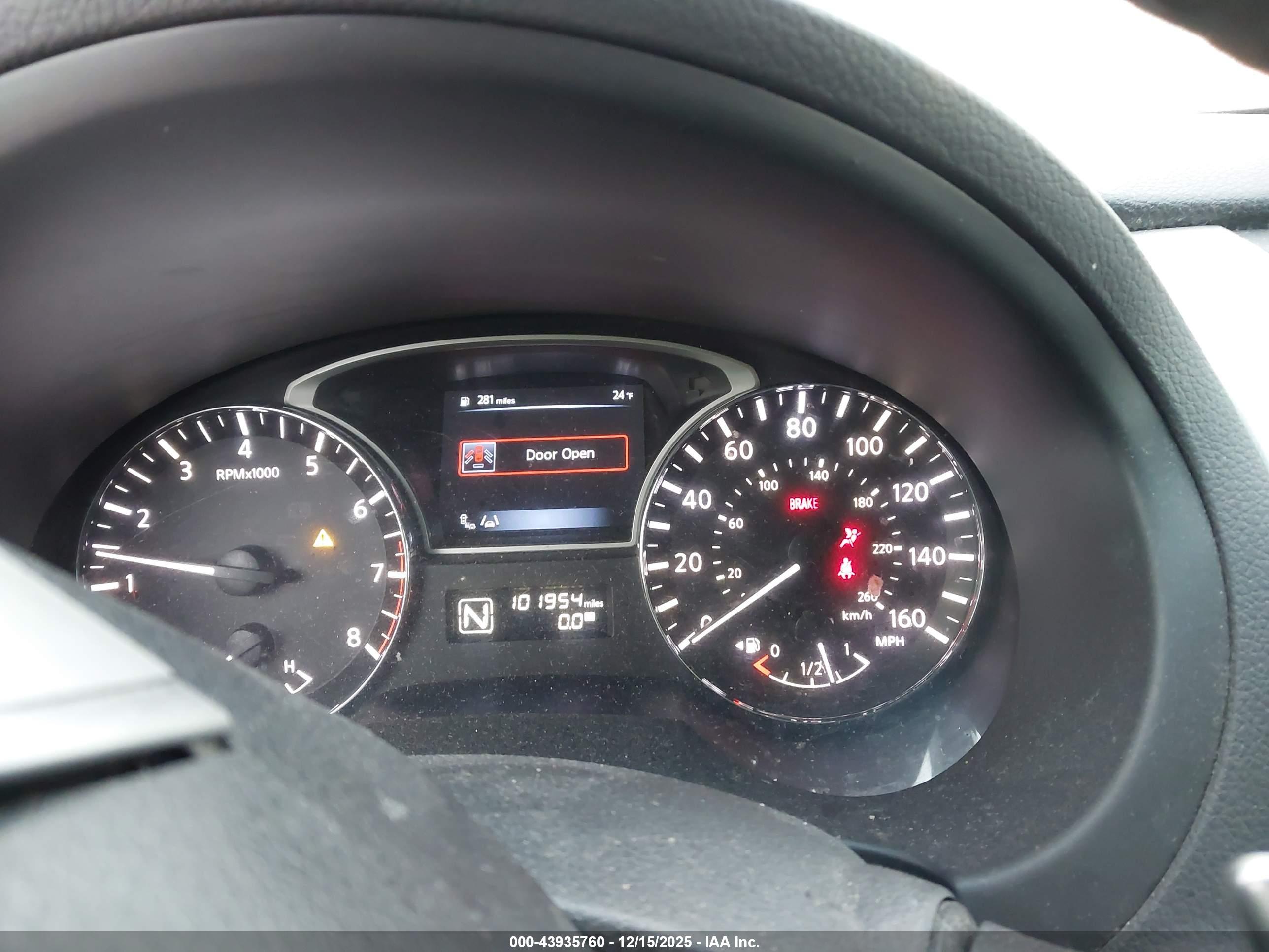 NISSAN ALTIMA image 7
