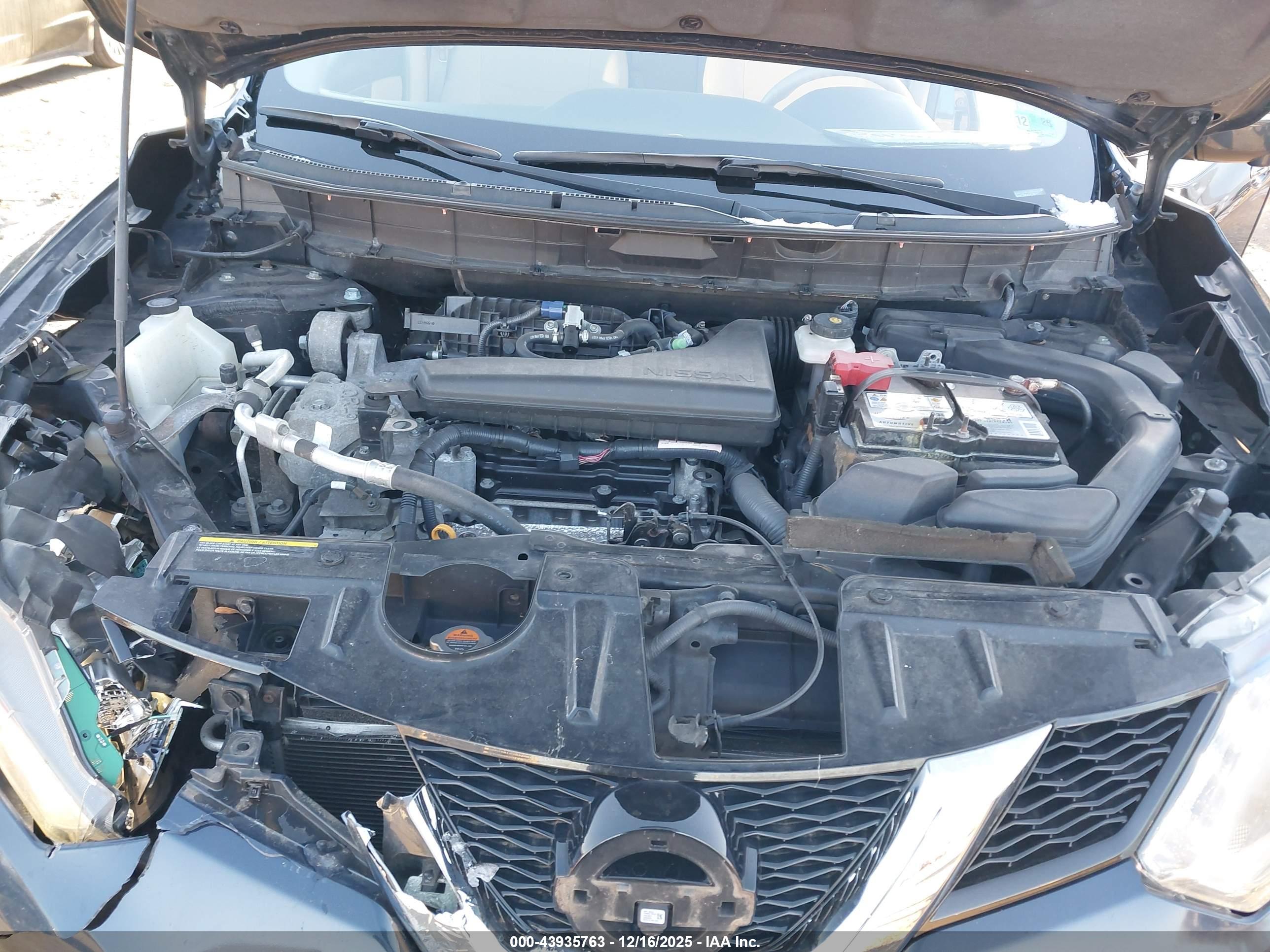 NISSAN ROGUE image 10