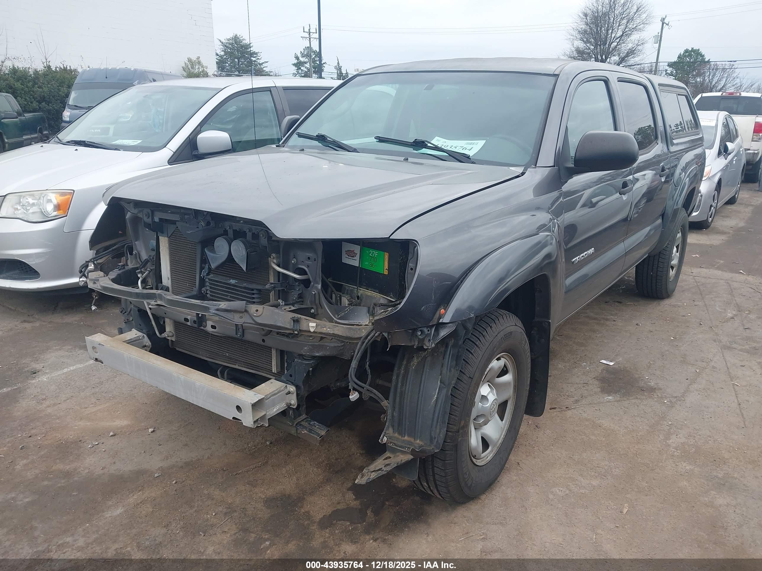 TOYOTA TACOMA image 2