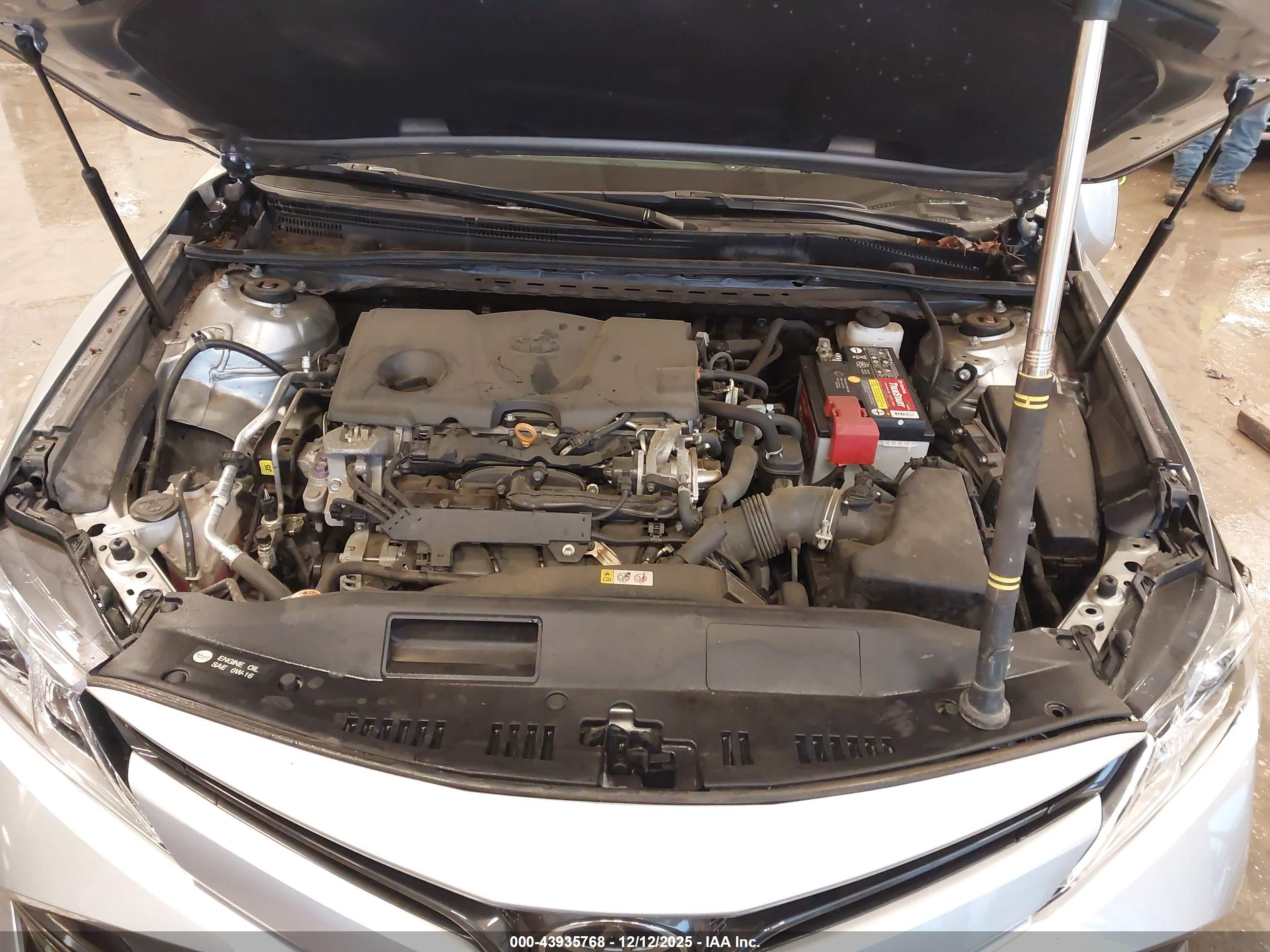 TOYOTA CAMRY image 10