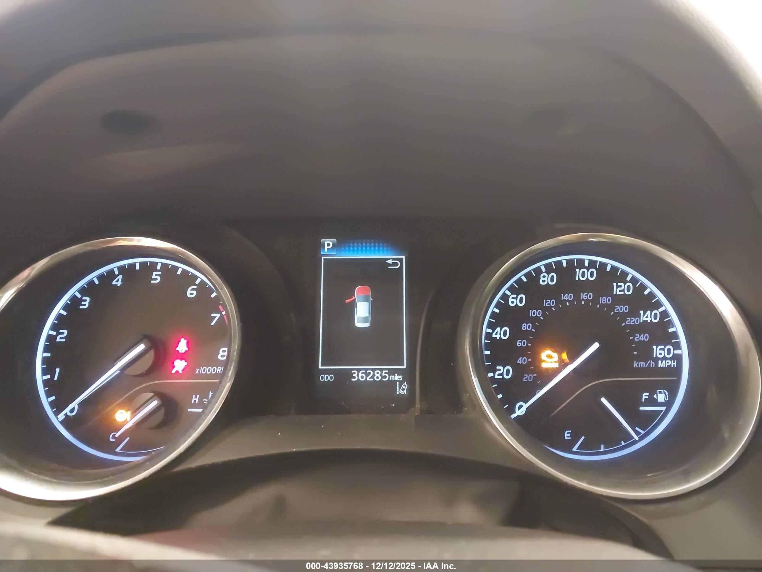 TOYOTA CAMRY image 7