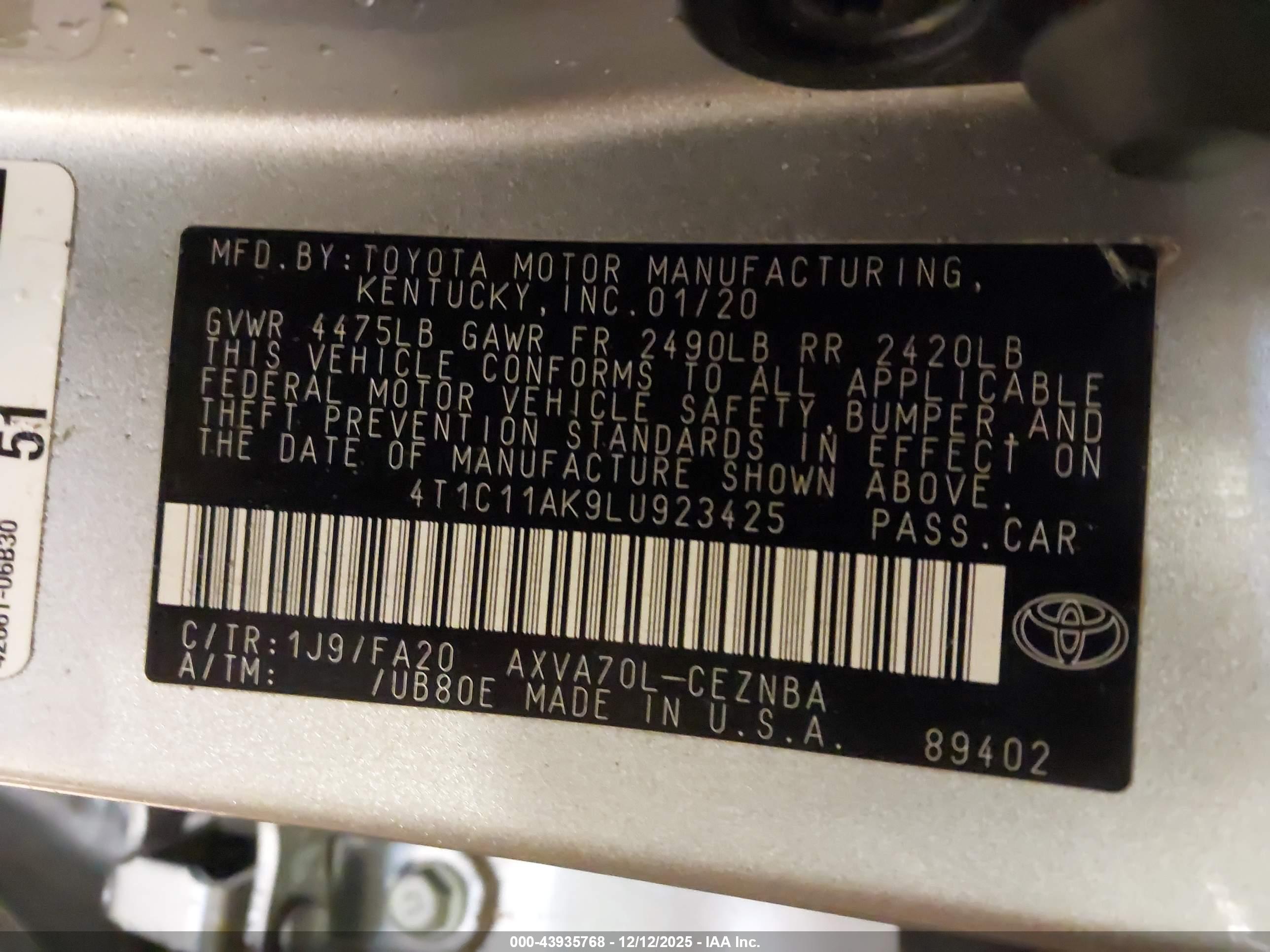 TOYOTA CAMRY image 9