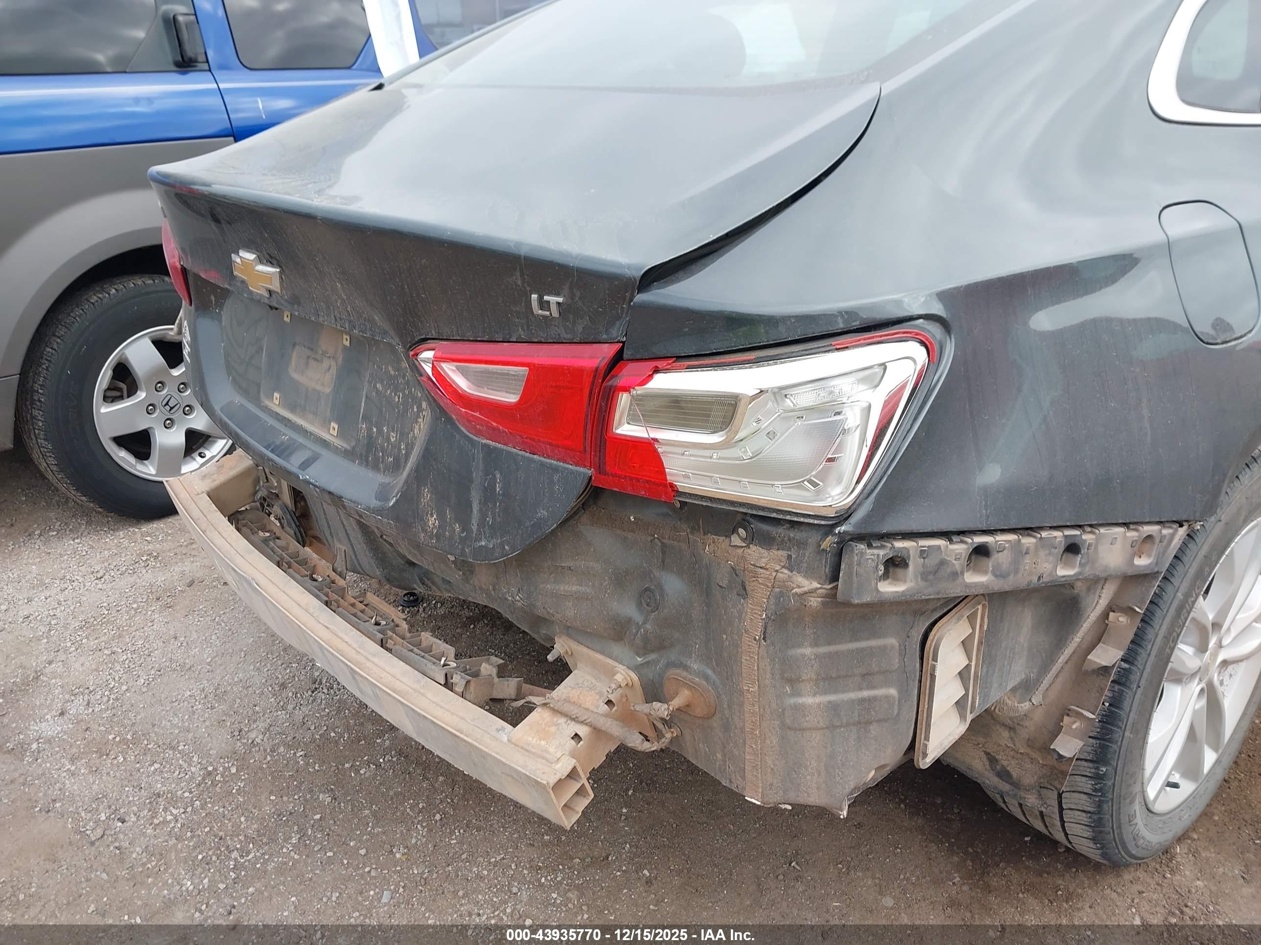CHEVROLET MALIBU image 6