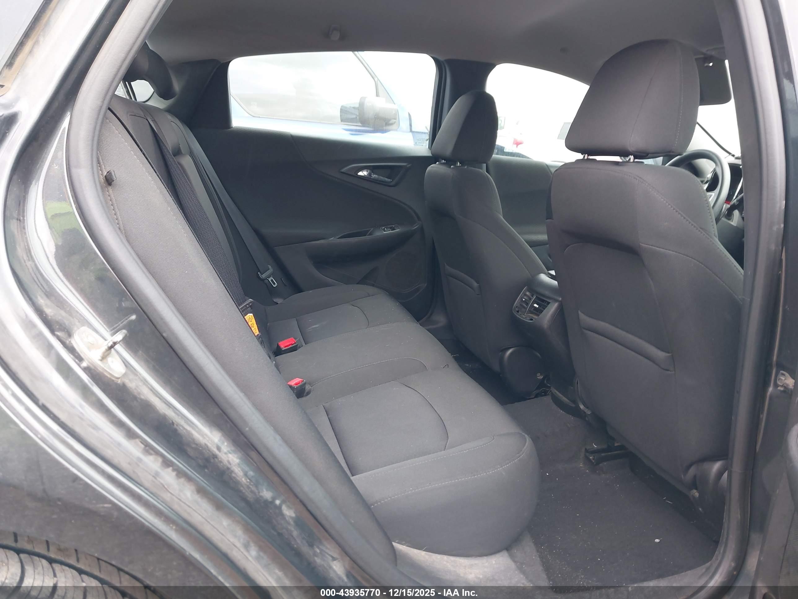 CHEVROLET MALIBU image 8