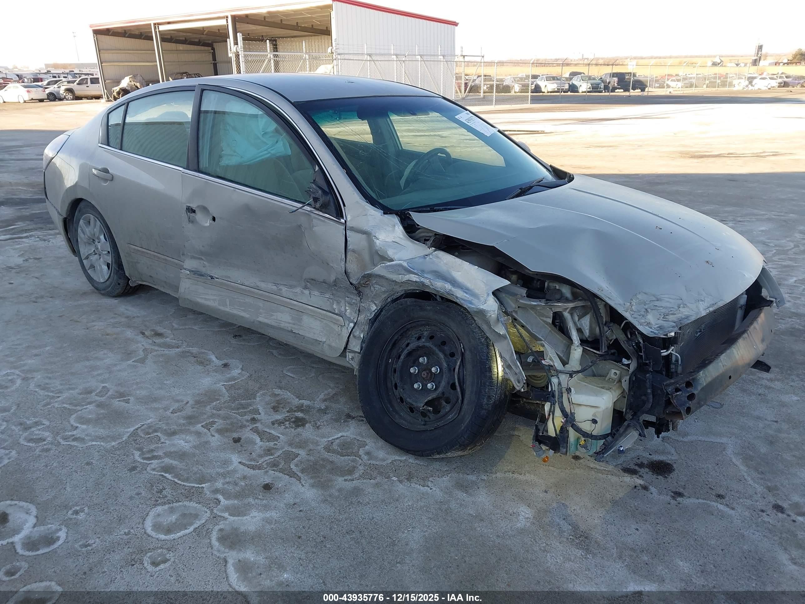 NISSAN ALTIMA image 6